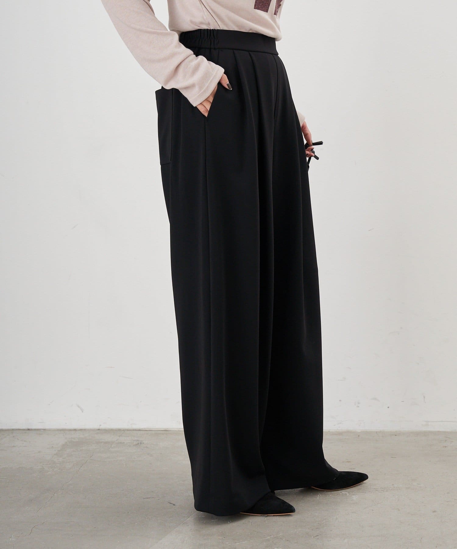 OUTLET(アウトレット) 【SHENERY】ポンチ2タックパンツ