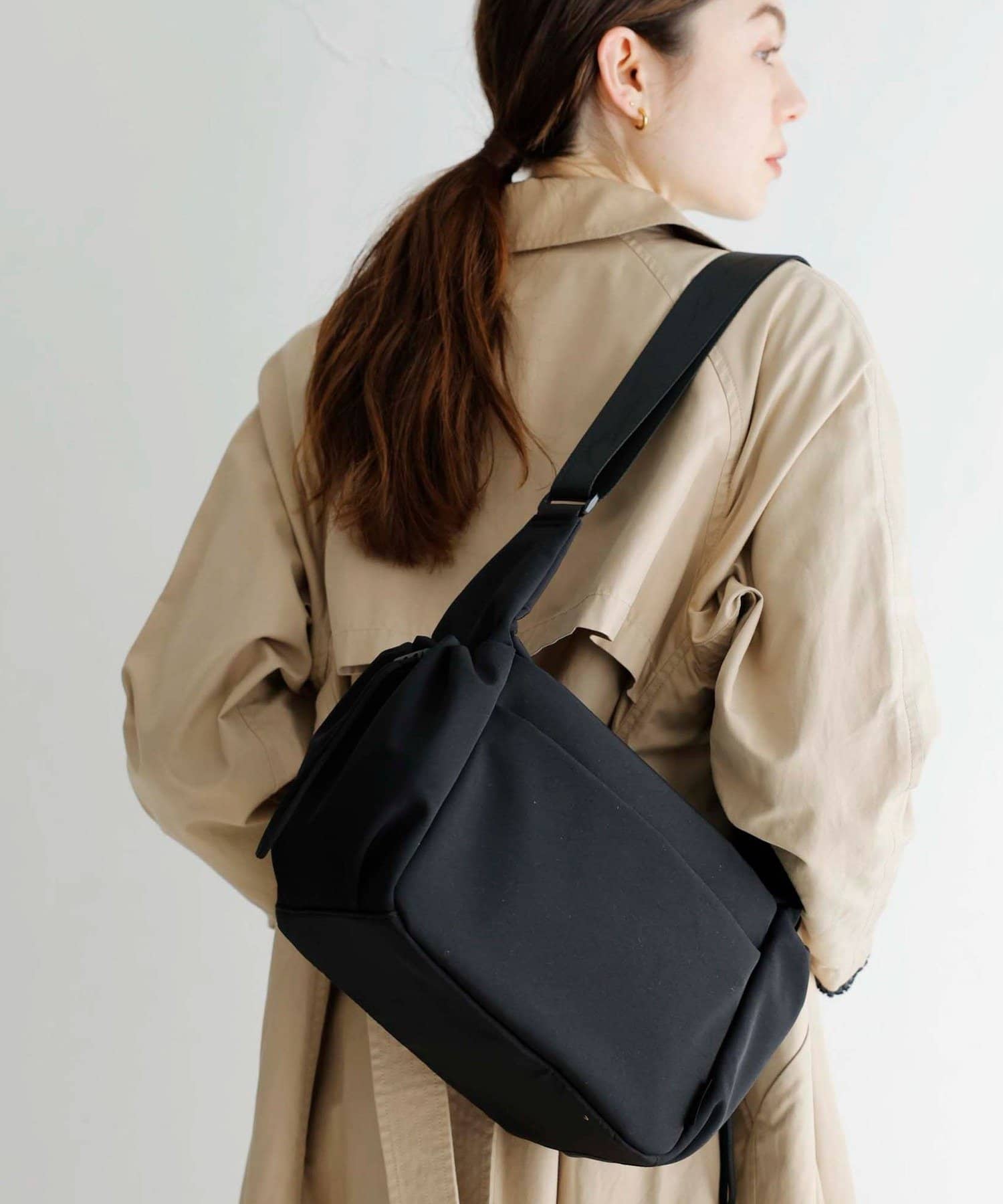 FREDY & GLOSTER(フレディ アンド グロスター) 【SML/エスエムエル】SIDE POCKET SHOULDER BAG