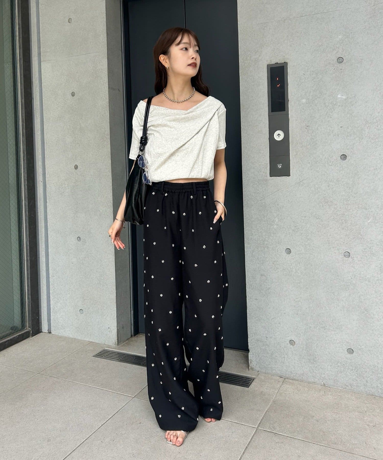 mystic(ミスティック) 【WEB限定/REVIVAL/新色ラインストーンが登場！】26SSオフショルTシャツ