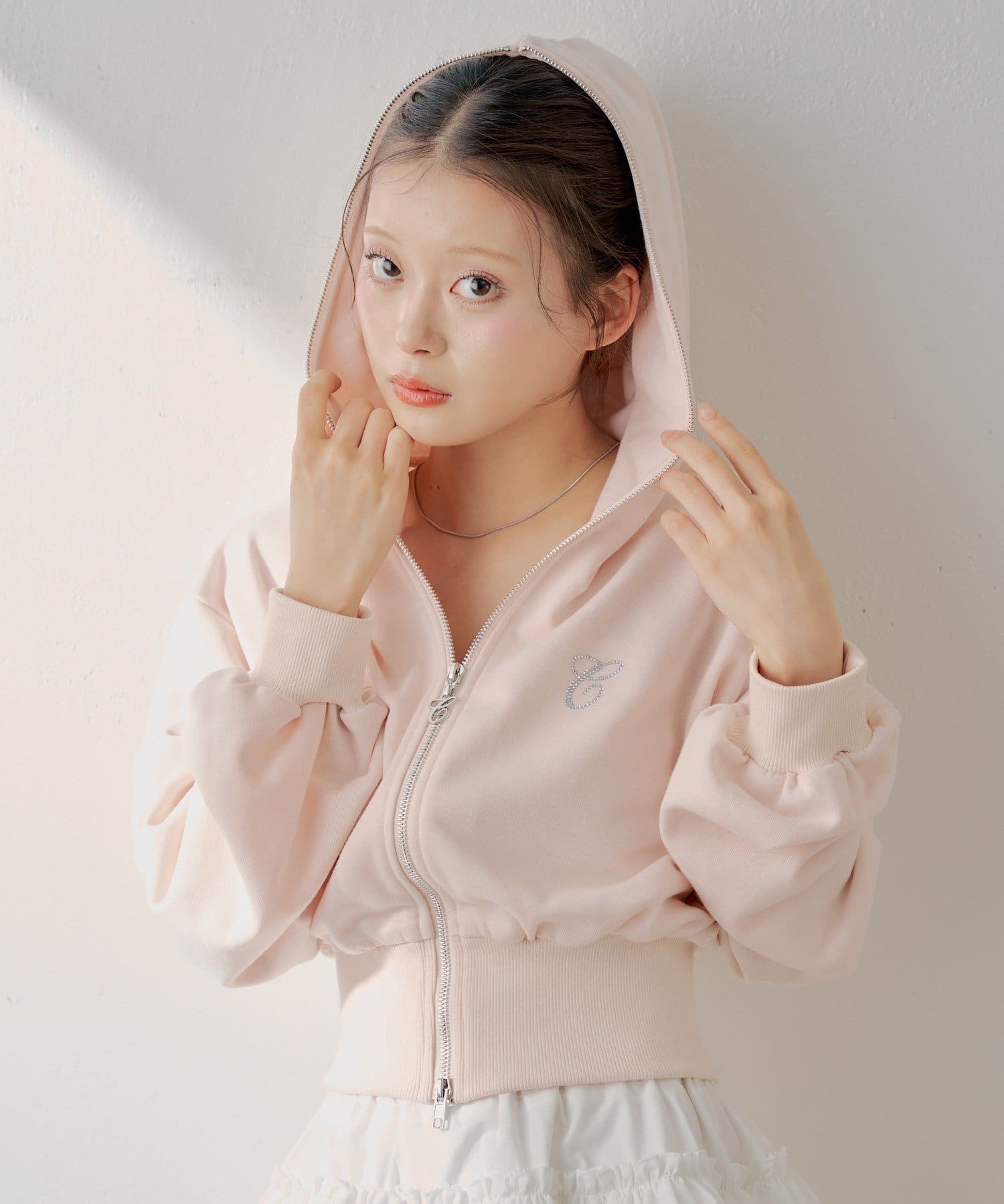 Chico(チコ) ダブルジップショート丈パーカー