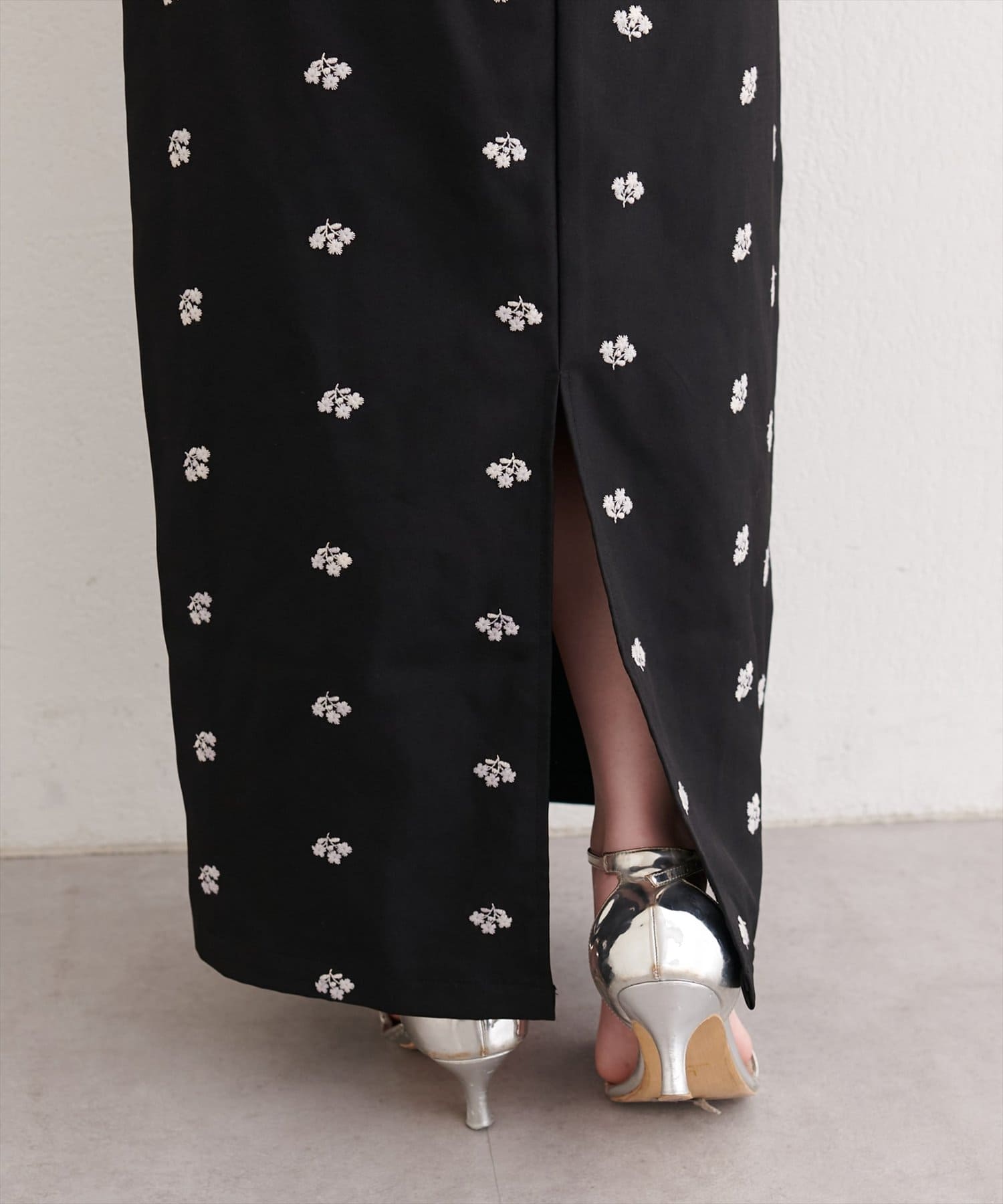 natural couture(ナチュラルクチュール) 花柄ツイルナロースカート