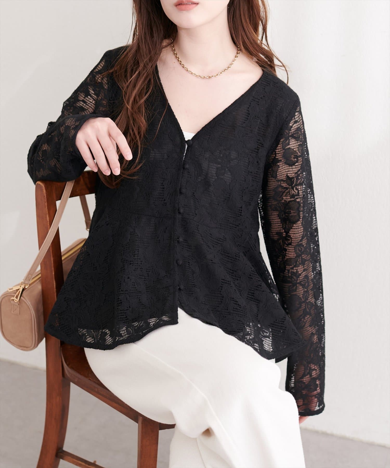 natural couture(ナチュラルクチュール) メッシュレースペプラムブラウス