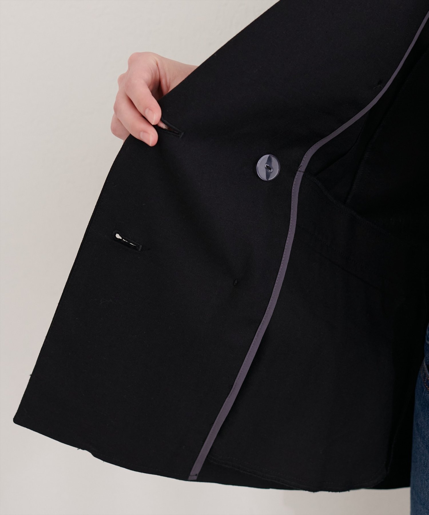 natural couture(ナチュラルクチュール) 〈osono〉べこべこ金釦綿麻テーラードジャケット