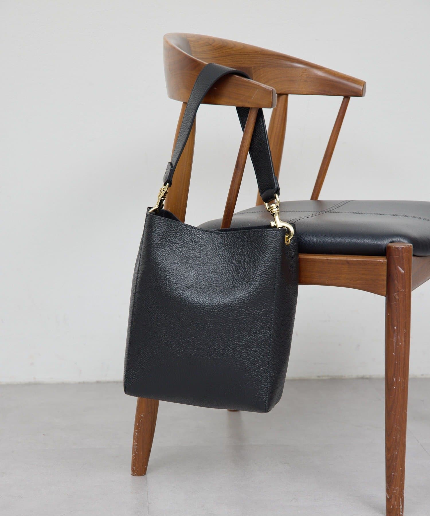 GALLARDAGALANTE(ガリャルダガランテ) 【Maurizio Taiuti】ワンショルダーバッグ/BK