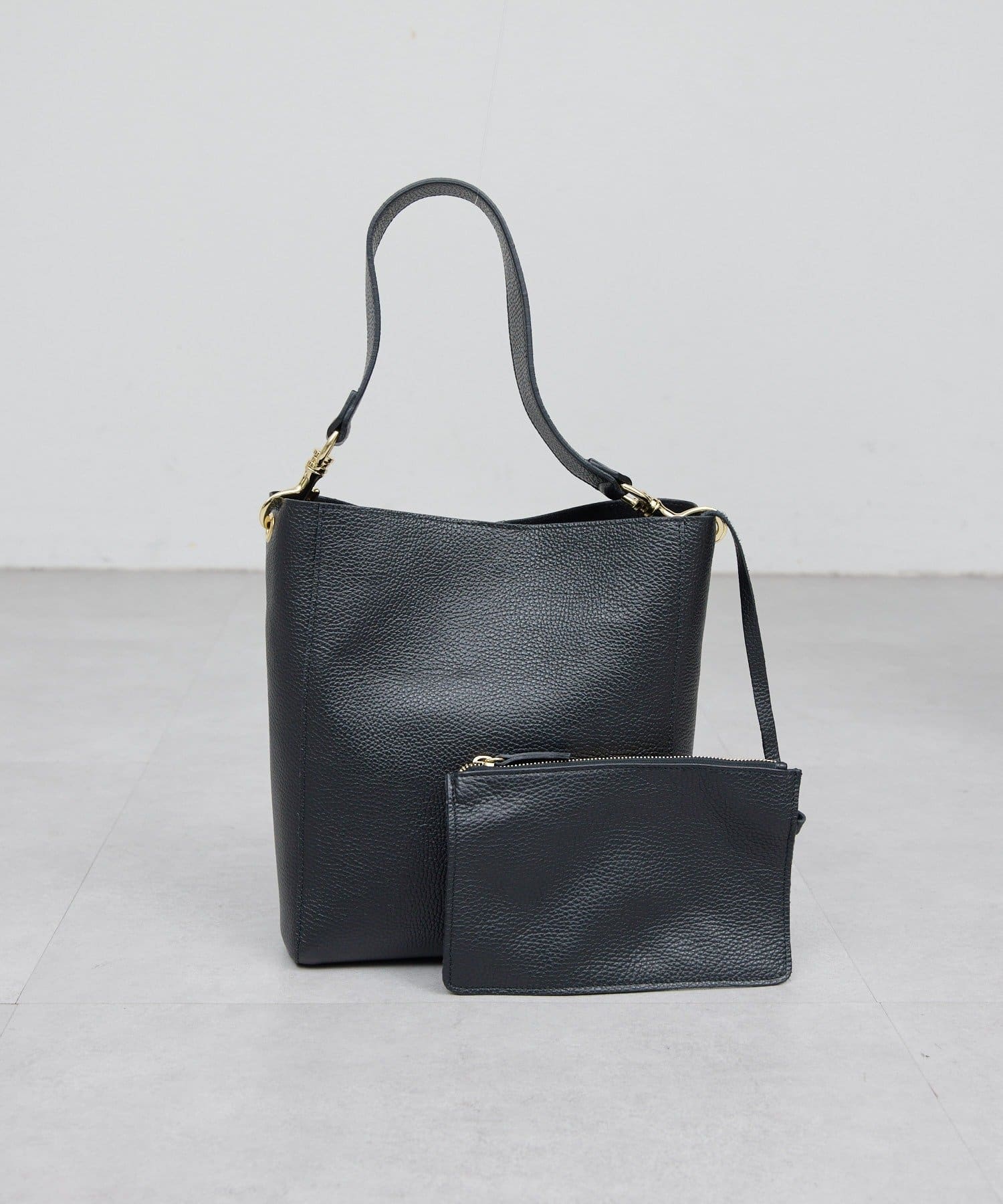 GALLARDAGALANTE(ガリャルダガランテ) 【Maurizio Taiuti】ワンショルダーバッグ/BK