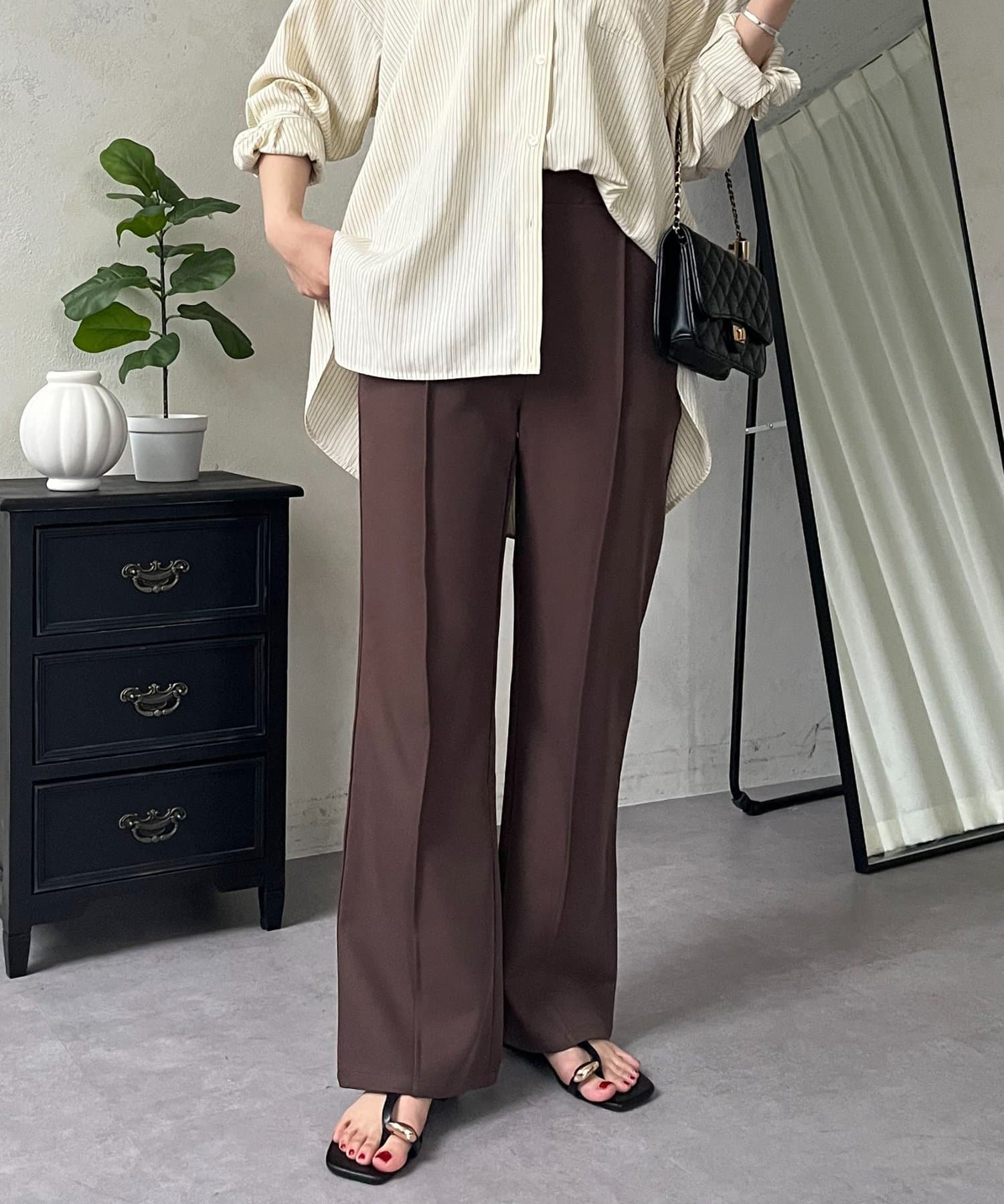 prose verse(プロズヴェール) センターピンタックウエストドロストフレアパンツ