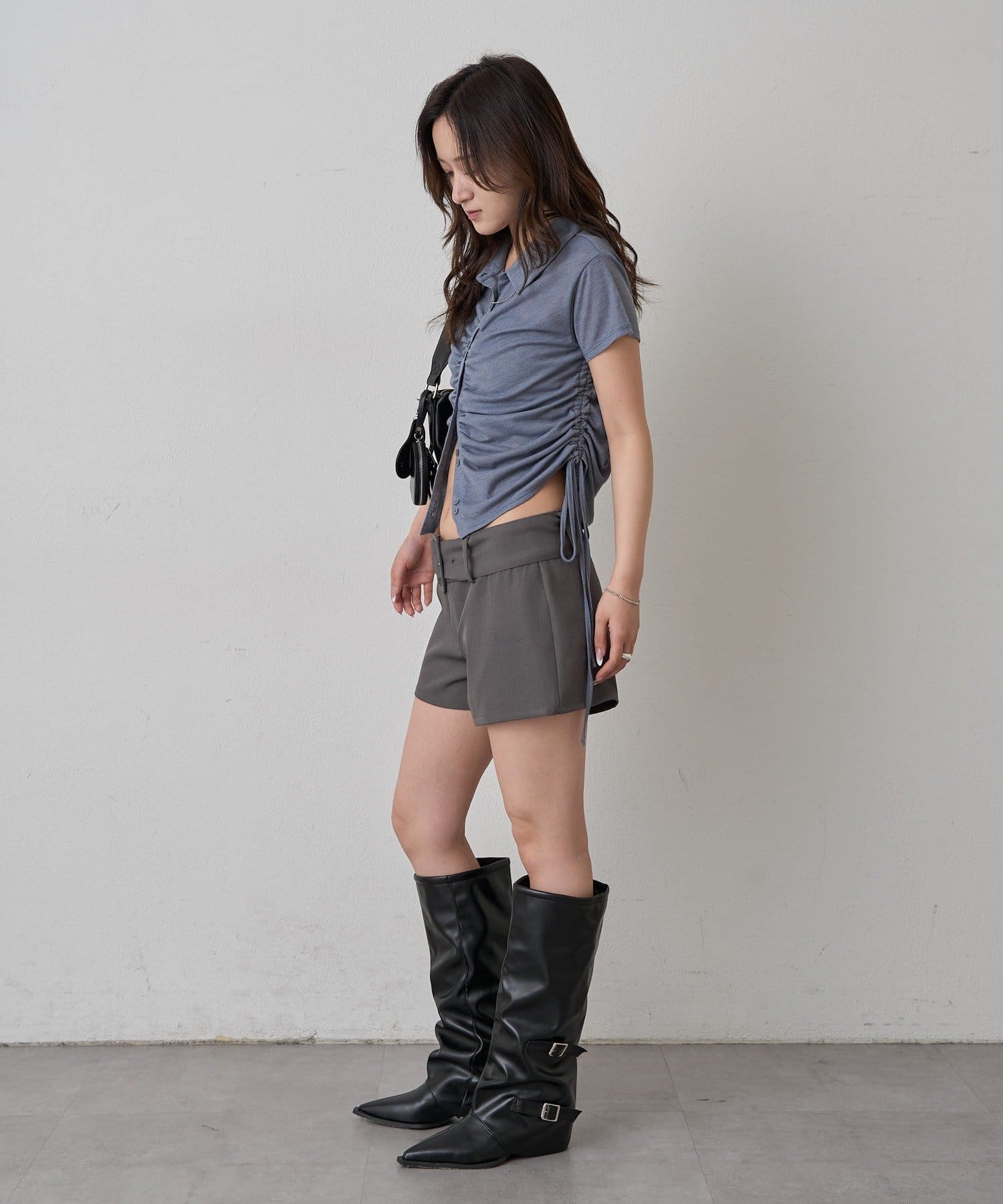 mline(エムライン) [mline]ローライズ ベルトショートパンツ