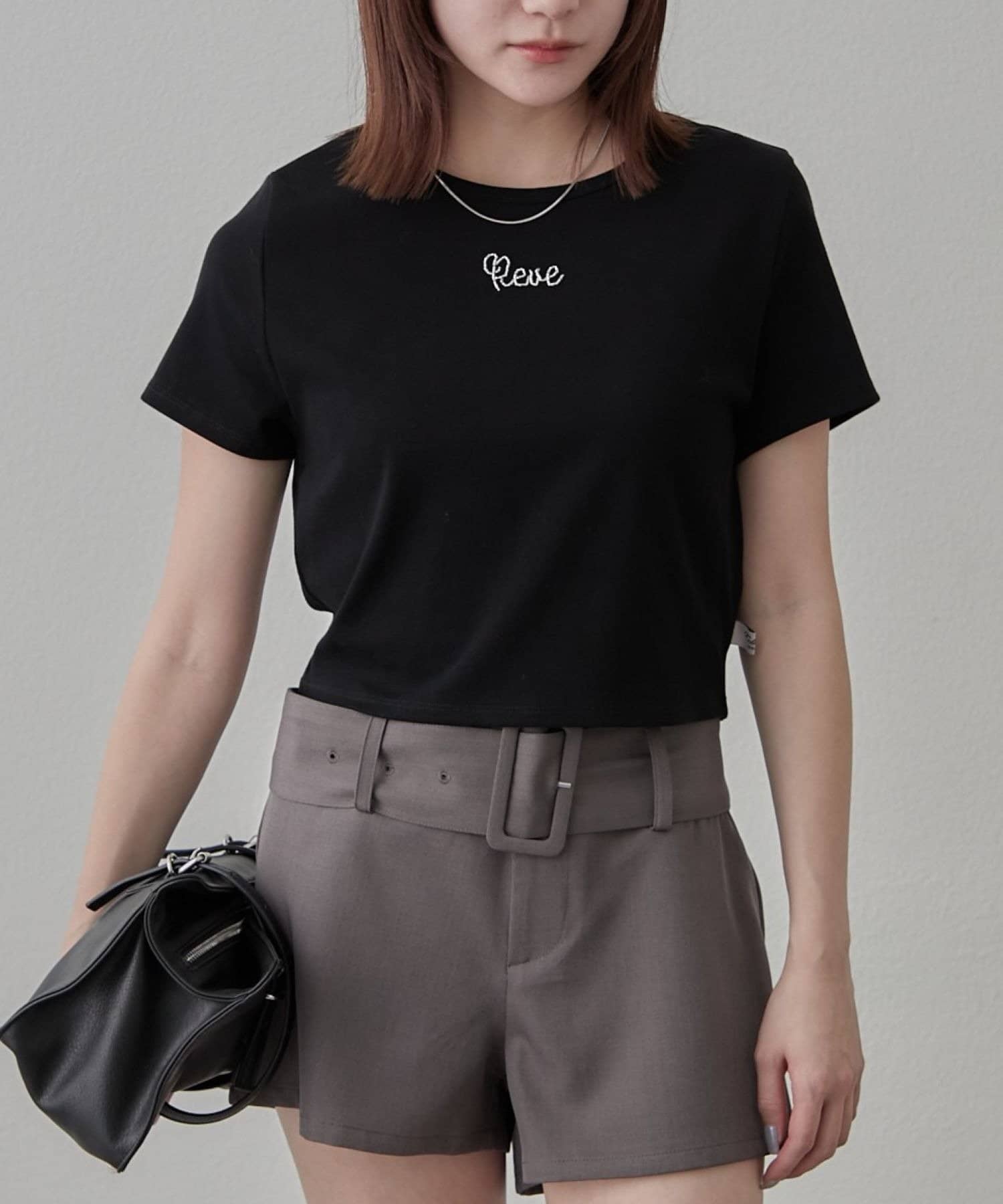 mline(エムライン) [mline]ビーズワンポイント ロゴTシャツ