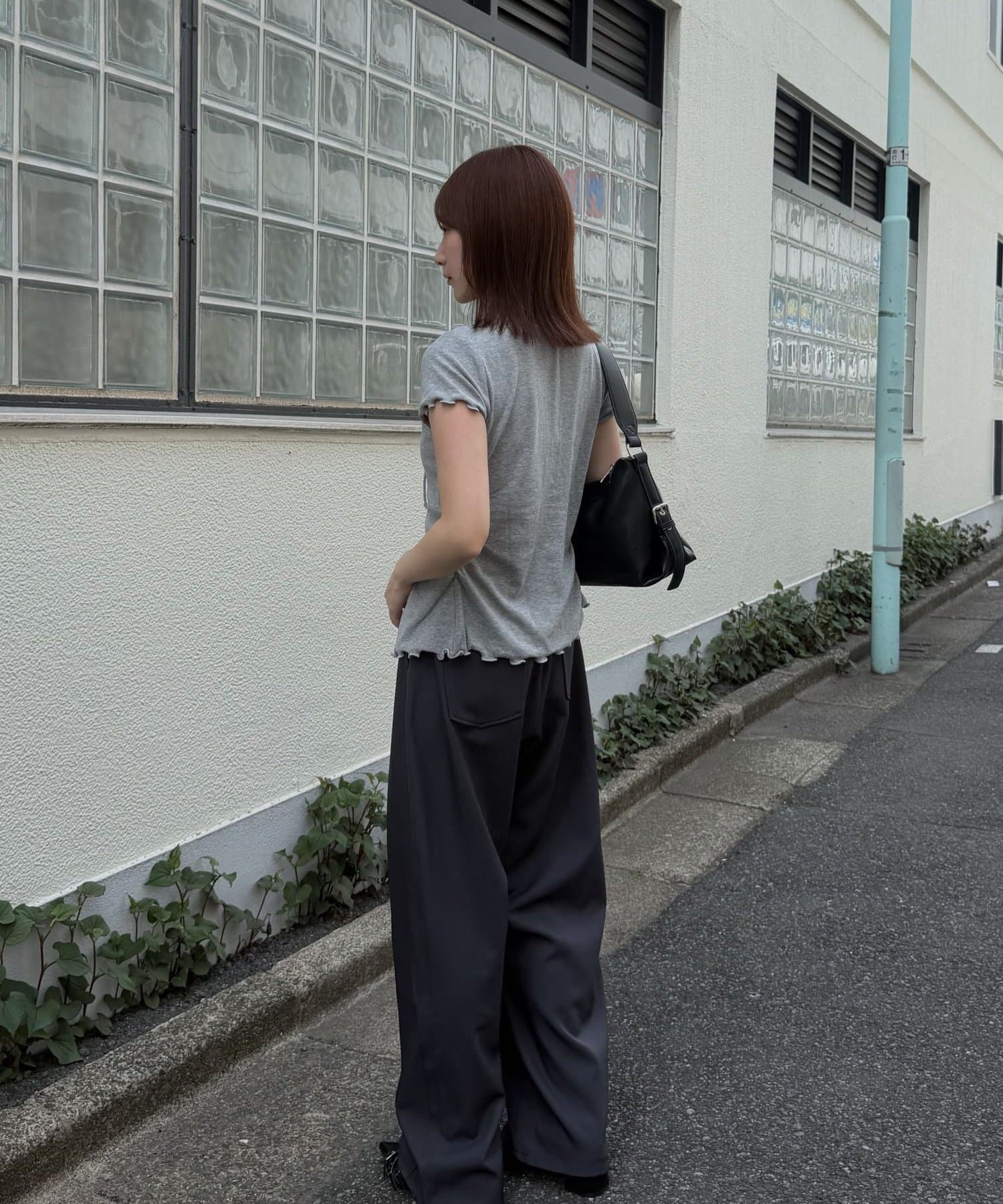 mline(エムライン) [mline]半袖チョーカー ボタントップス