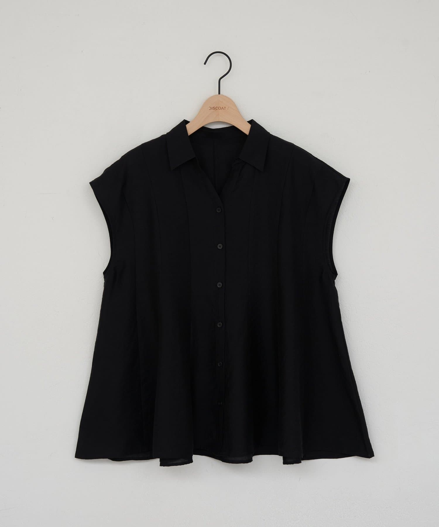 DISCOAT(ディスコート) シアーパネル切替ノースリブラウス