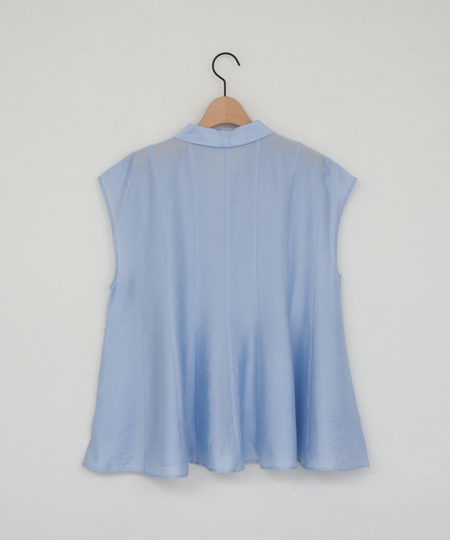 DISCOAT(ディスコート) シアーパネル切替ノースリブラウス