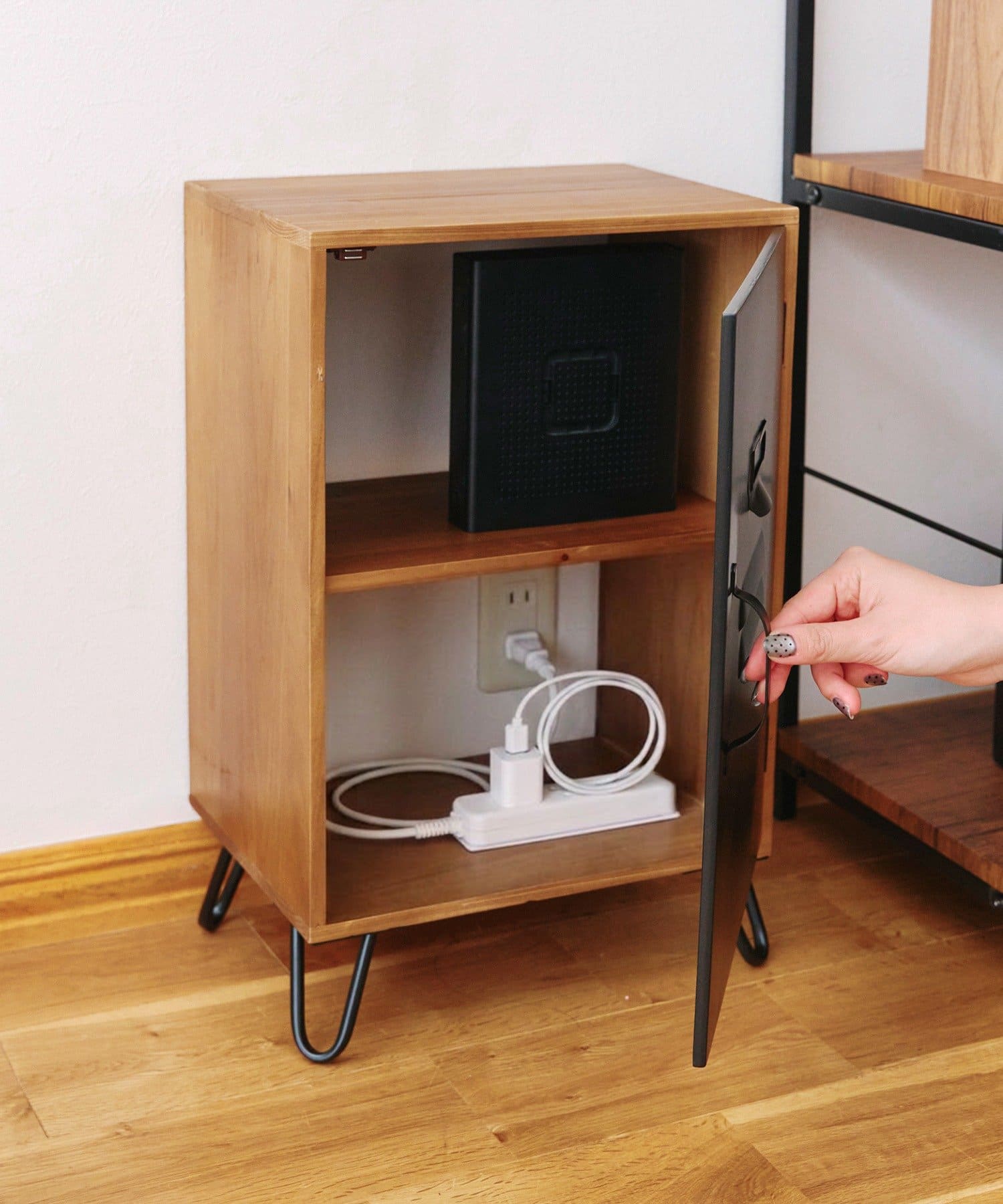 salut!(サリュ) 《WEB限定商品》アイアン目隠しキャビネット