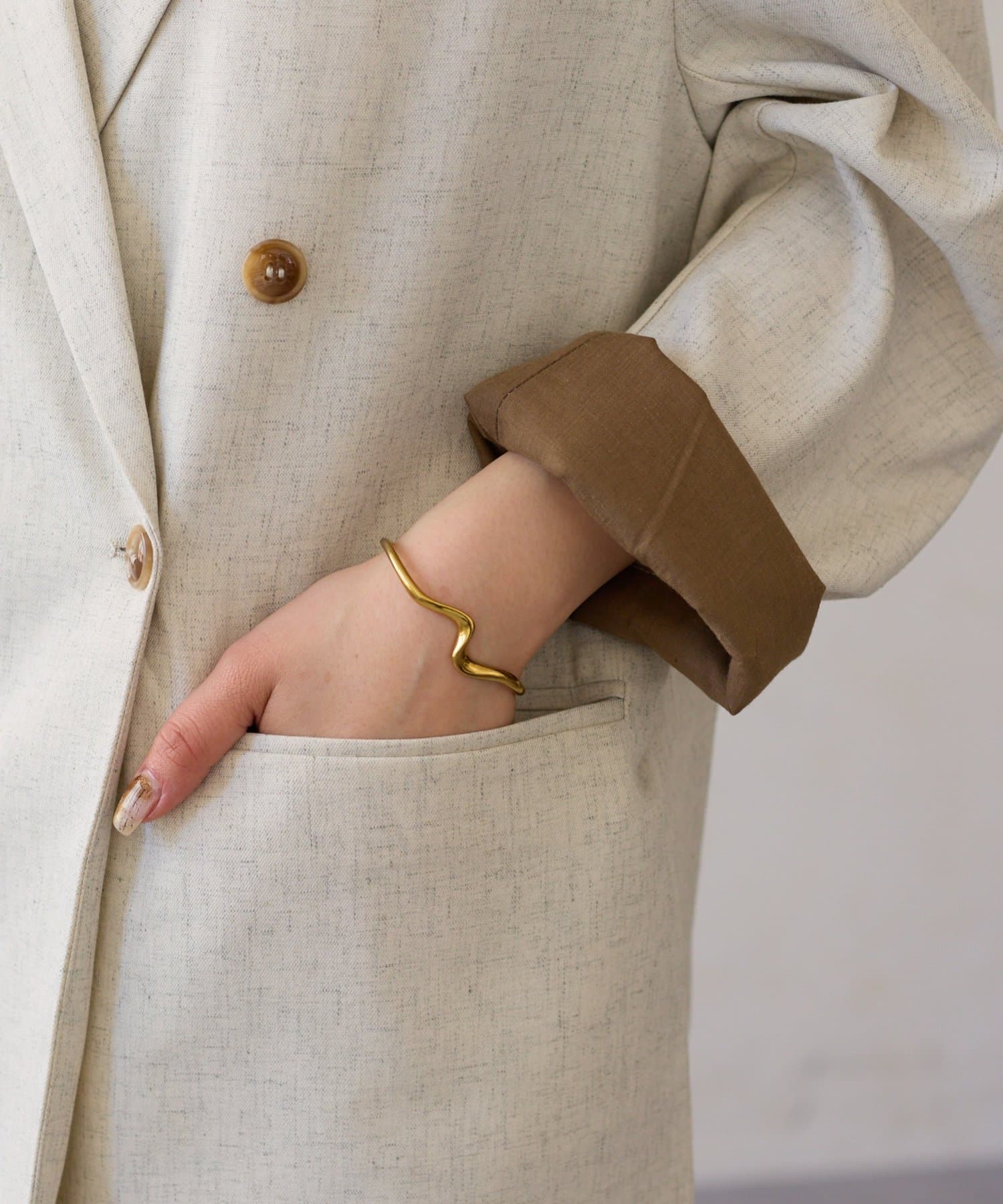 Thevon.(ゼヴォン) 【Mayu企画】袖配色リネン混ジャケット