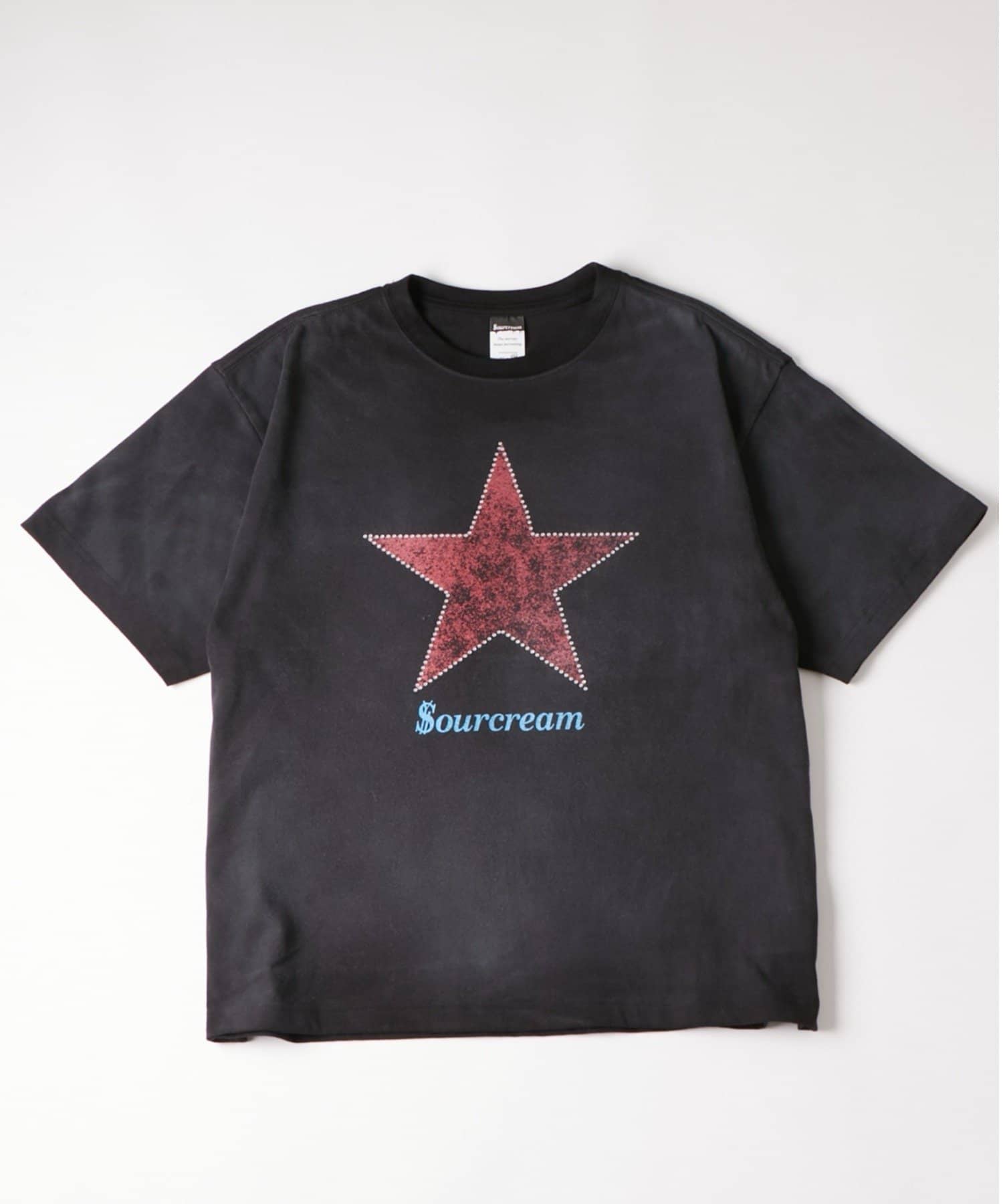 WHO’S WHO gallery(フーズフーギャラリー) 【UNISEX】SourcreamラインストーンスターグラフィックTEE
