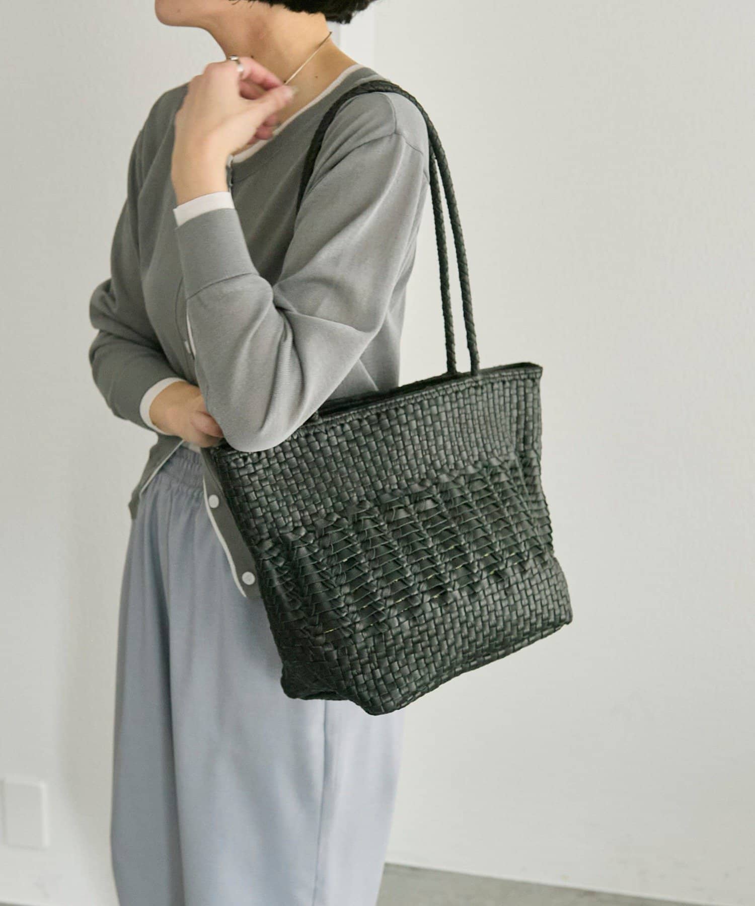 ear PAPILLONNER(イア パピヨネ) バリ島トートバッグ《本革/A4サイズ対応》