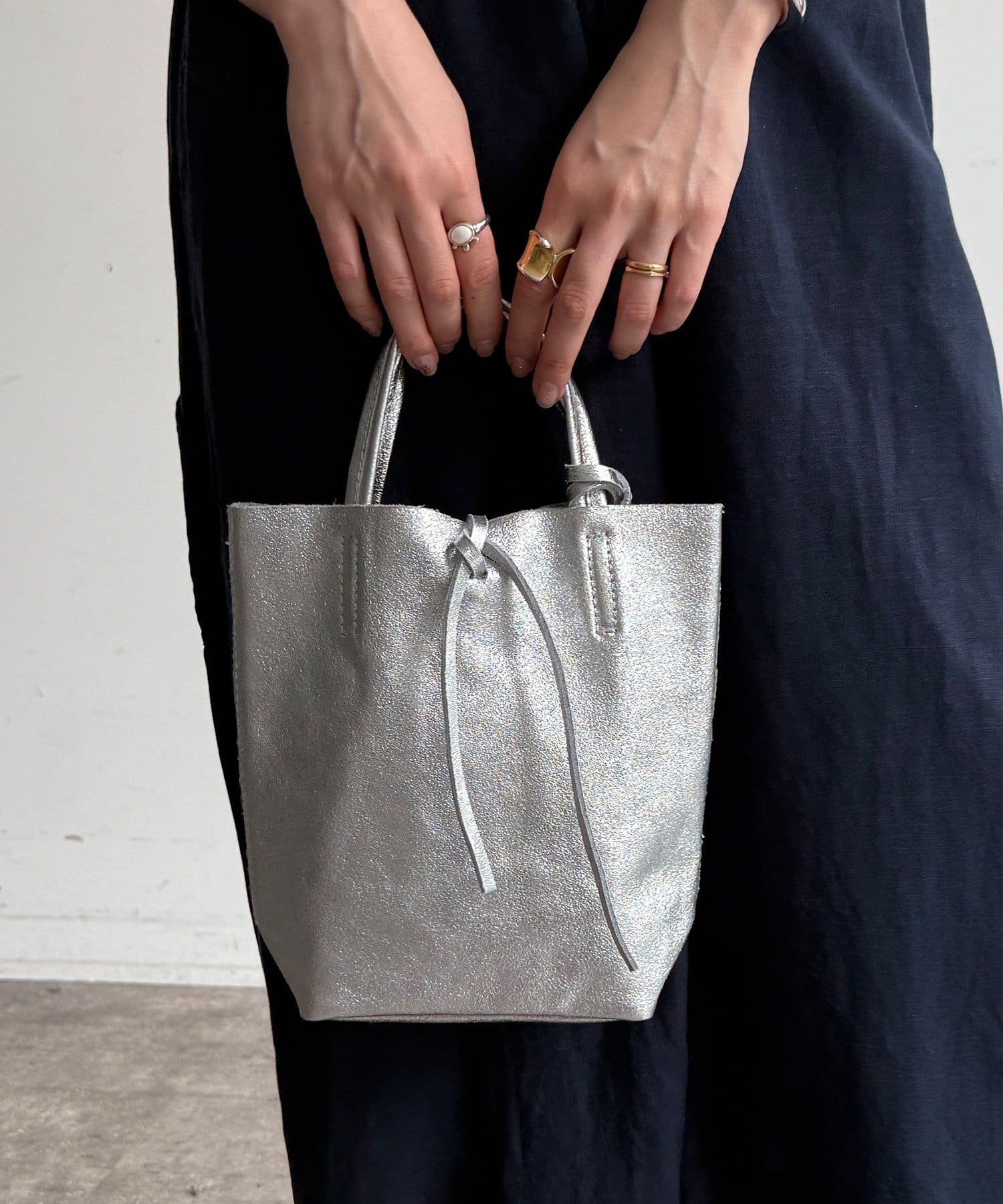 DOUDOU(ドゥドゥ) 【WEB限定】メタリックミニレザーバッグ