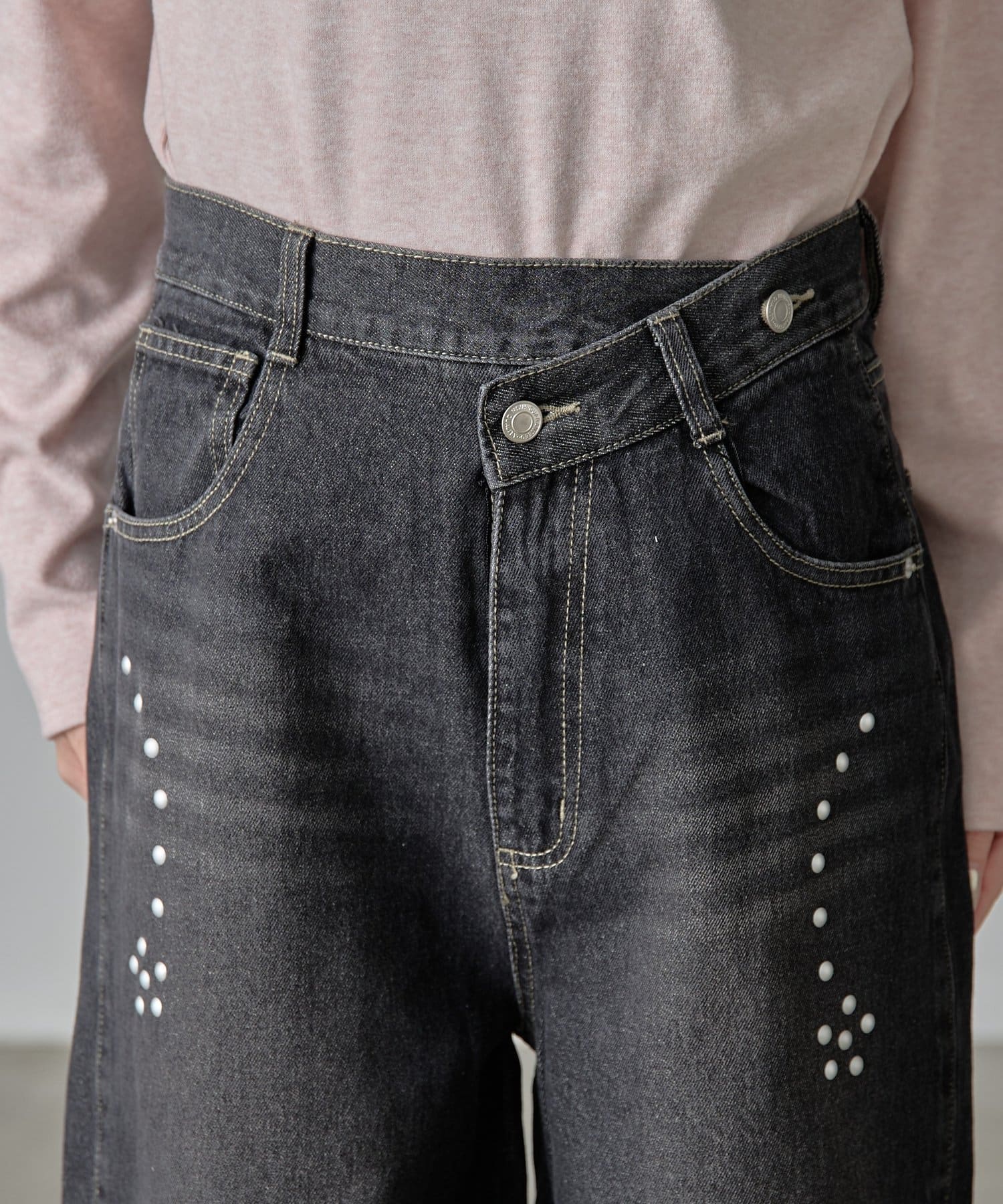 -goocy-(グーシー) スタッズアシメカーブデニム