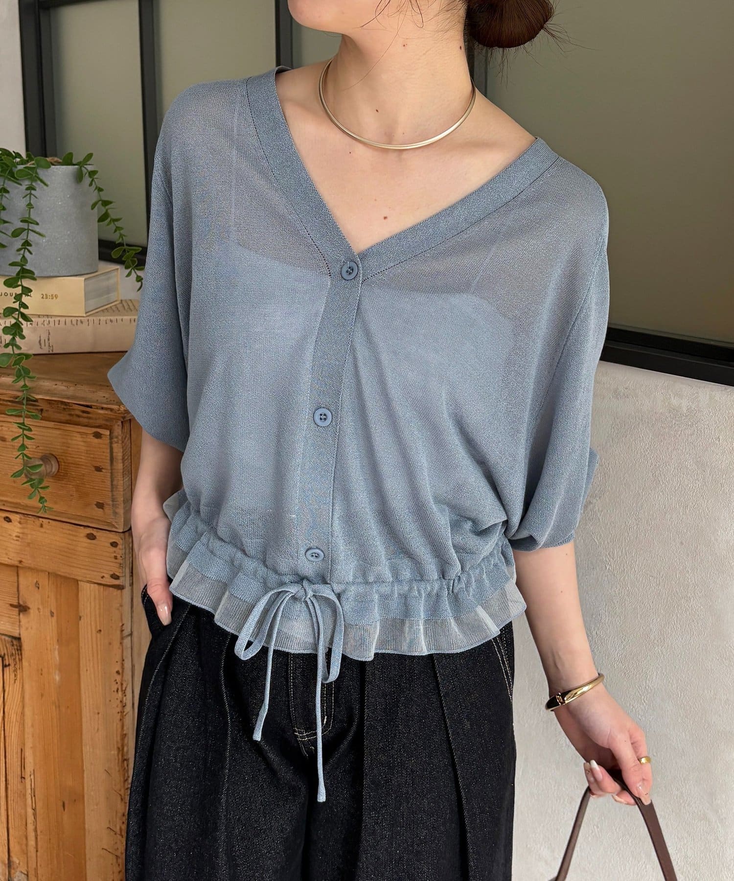 Thevon.(ゼヴォン) シアードロストVネックニットカーディガン