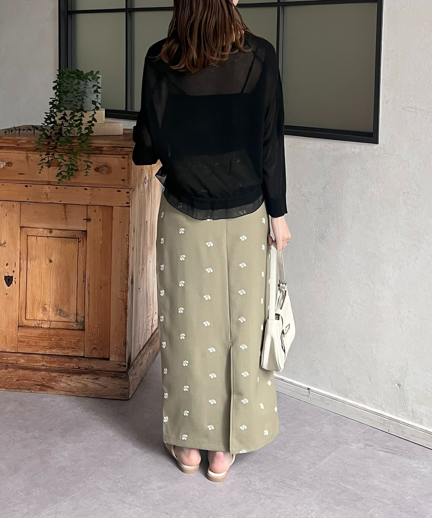 Thevon.(ゼヴォン) シアードロストVネックニットカーディガン