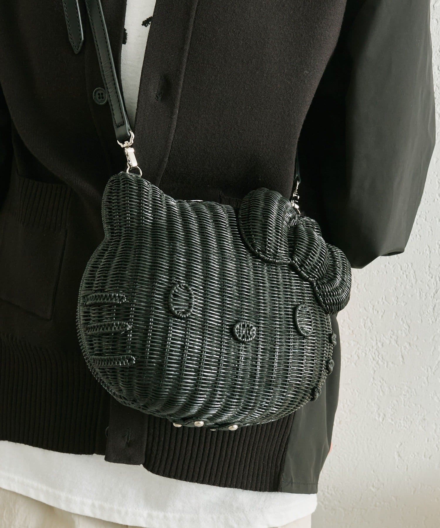 ear PAPILLONNER(イア パピヨネ) 【HELLO KITTY（ハローキティ）×ear】コラボラタンバッグ