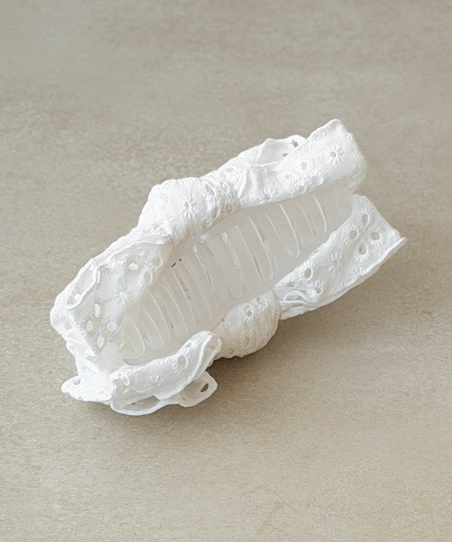 3COINS(スリーコインズ) レースリボンバンス