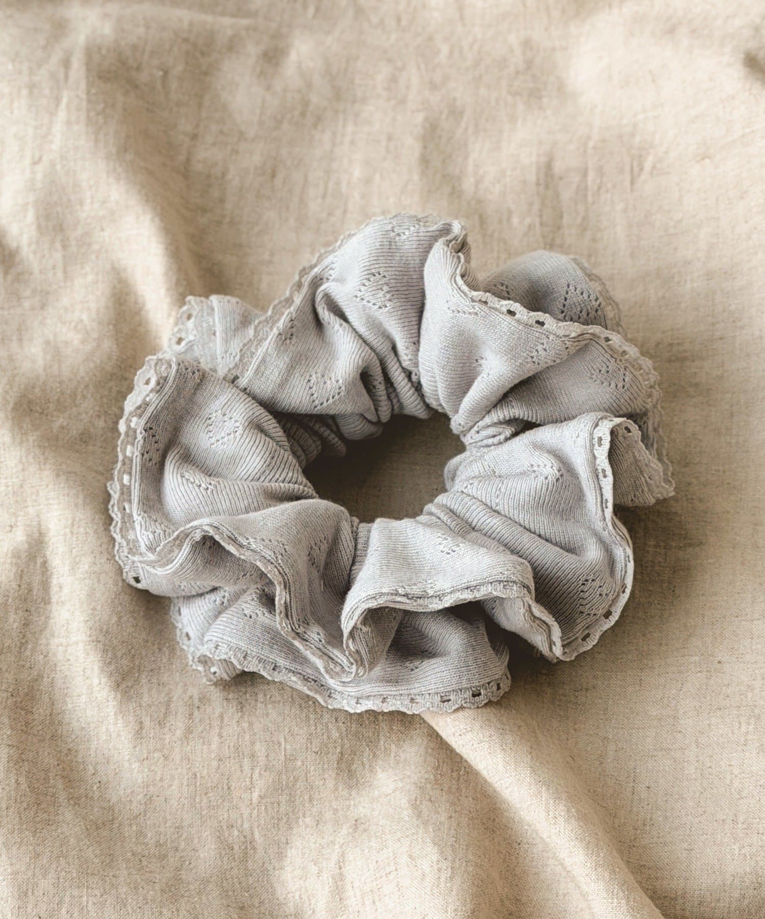 3COINS(スリーコインズ) アイレットレースシュシュ／KIDS