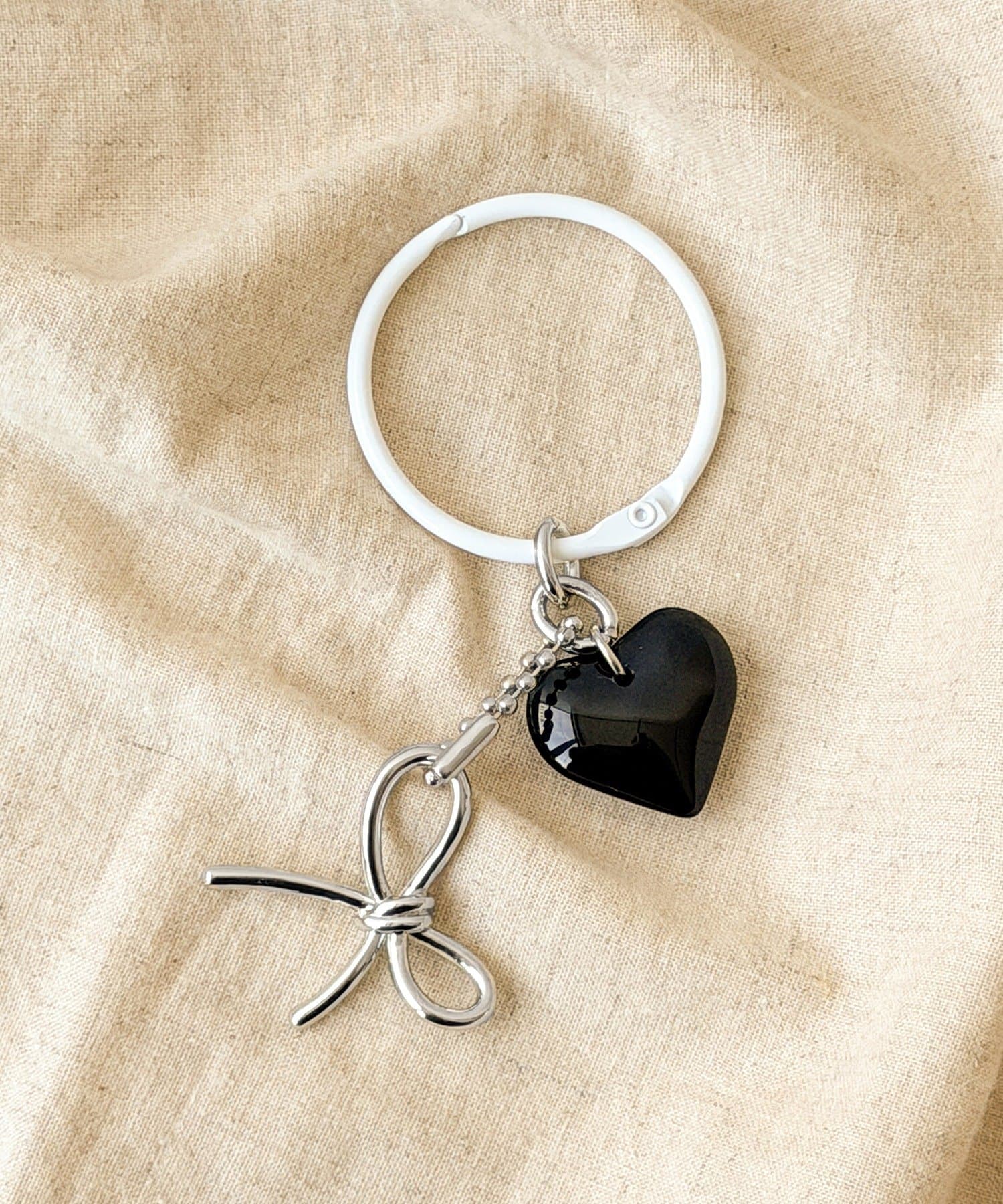 3COINS(スリーコインズ) リングカラビナハートチャーム