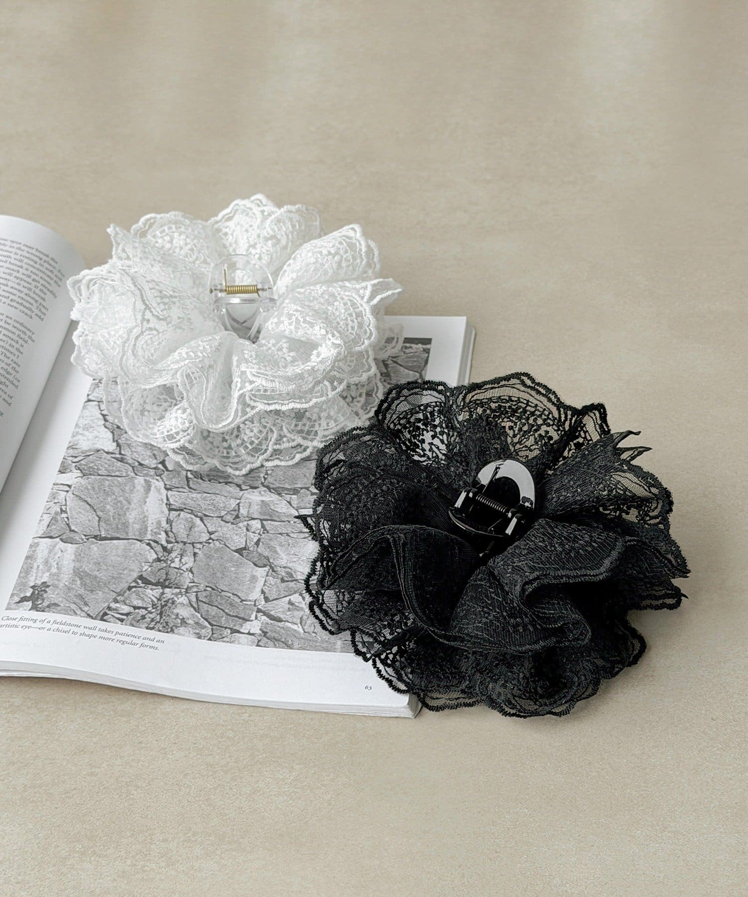 3COINS(スリーコインズ) クシュクシュレースバンス