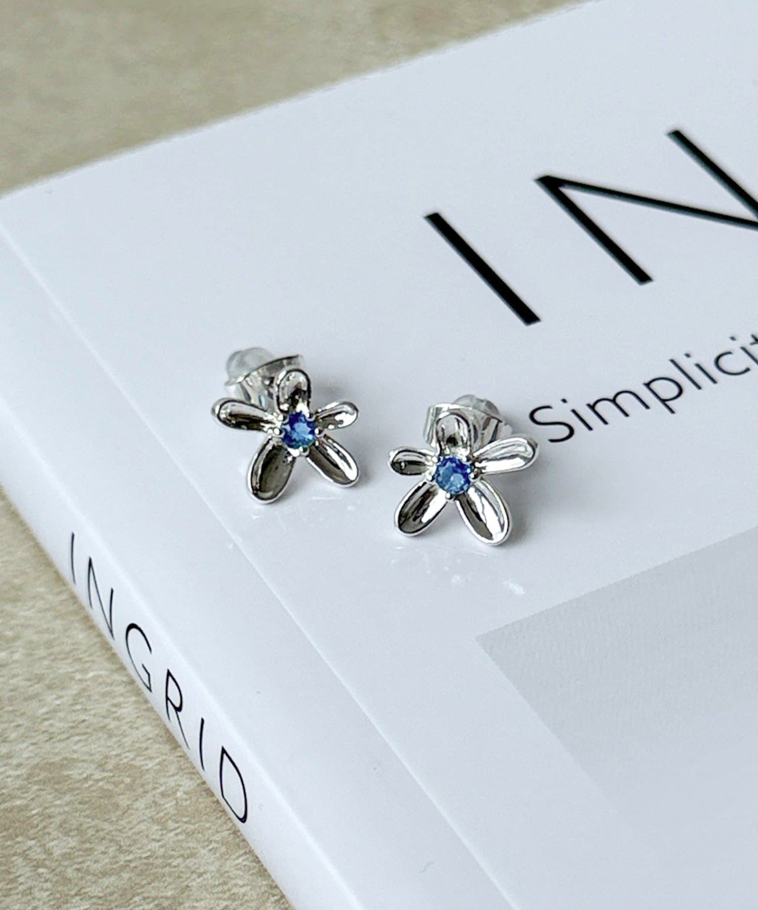 3COINS(スリーコインズ) イビツフラワーピアス