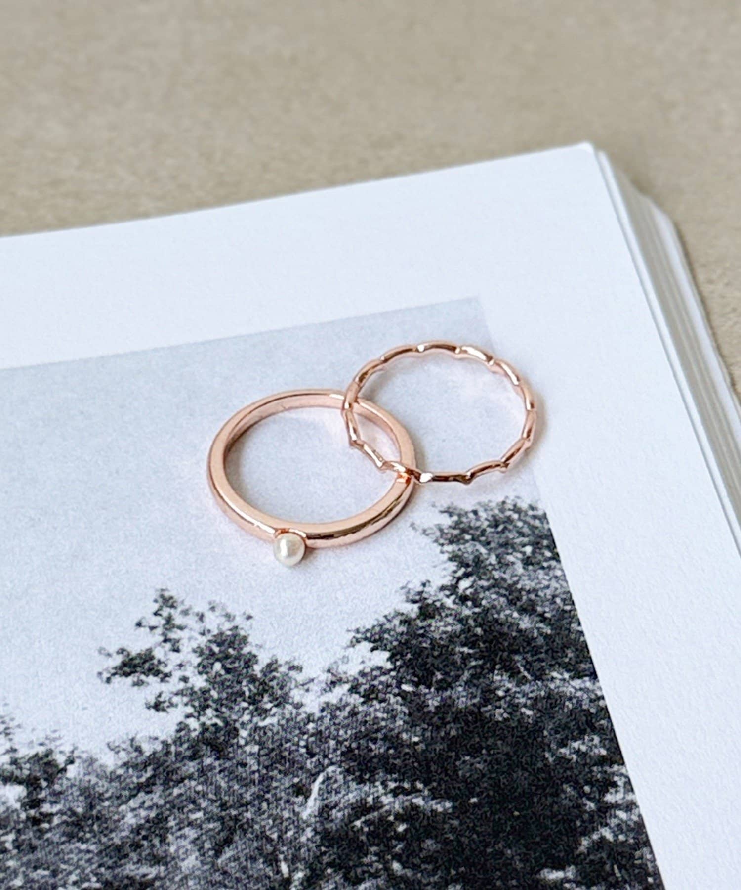 3COINS(スリーコインズ) パールデザインリング2個セット