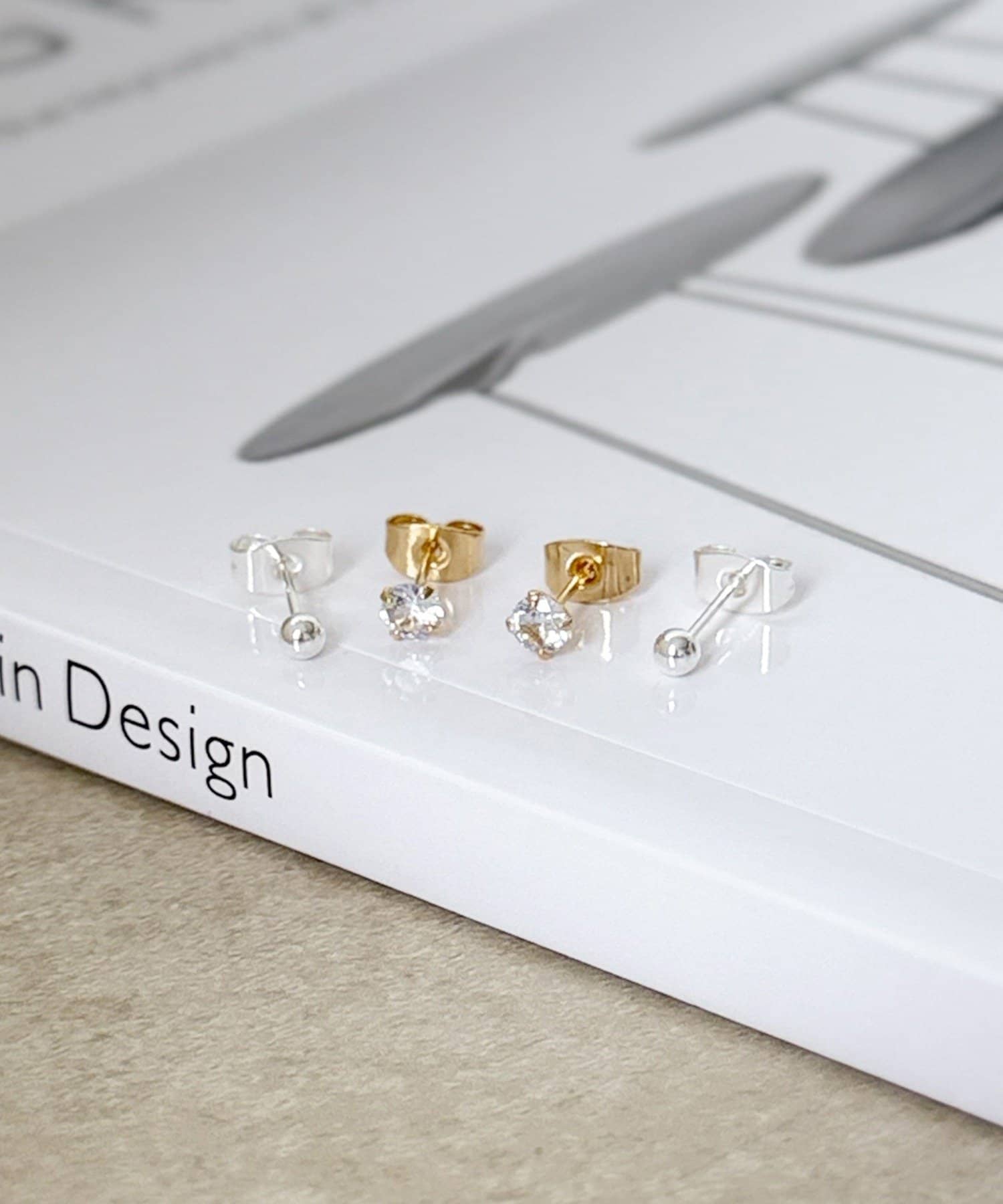 3COINS(スリーコインズ) メタルガラスピアス4個セット