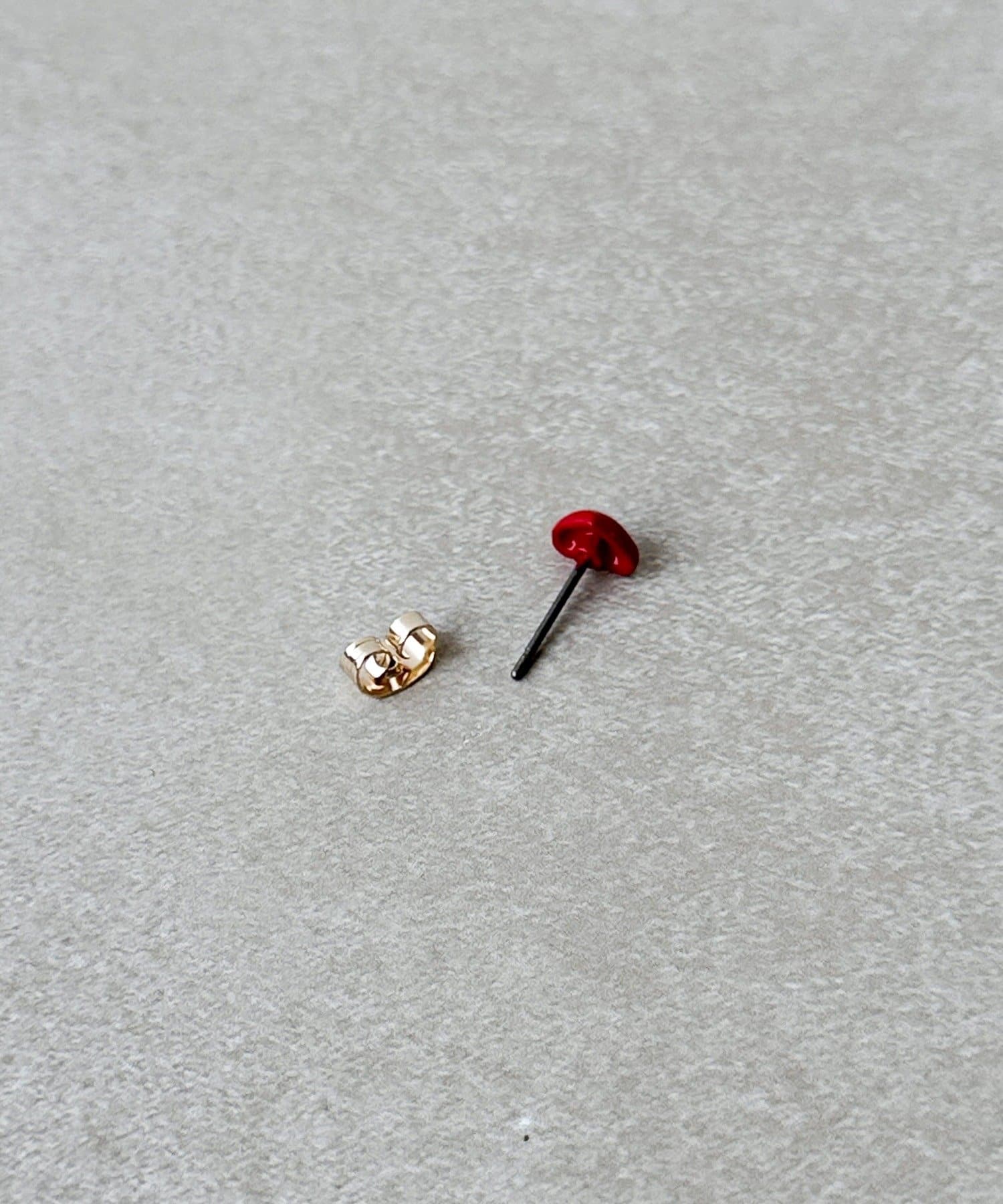 3COINS(スリーコインズ) ポップカラーピアス4個セット