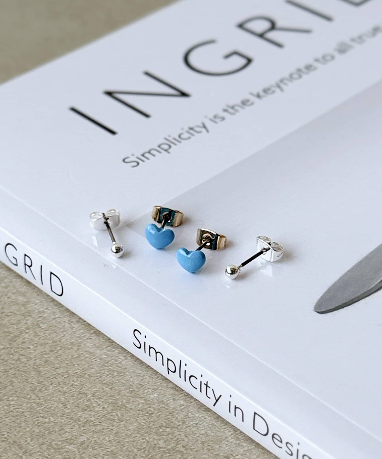 3COINS(スリーコインズ) ポップカラーピアス4個セット