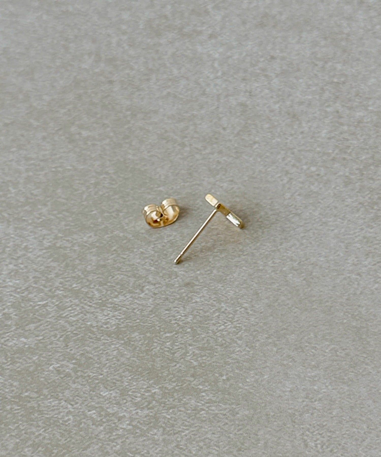 3COINS(スリーコインズ) キュービックメタルモチーフピアス