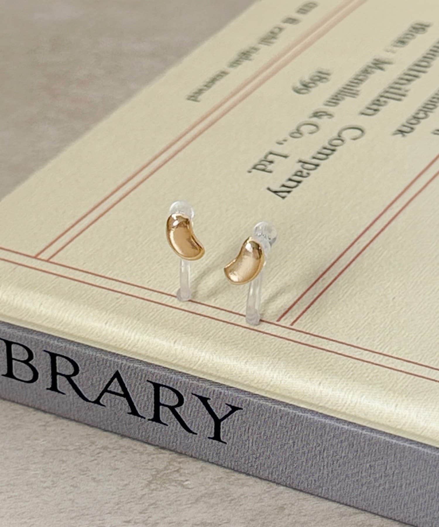 3COINS(スリーコインズ) ビーンズメタル樹脂イヤリング