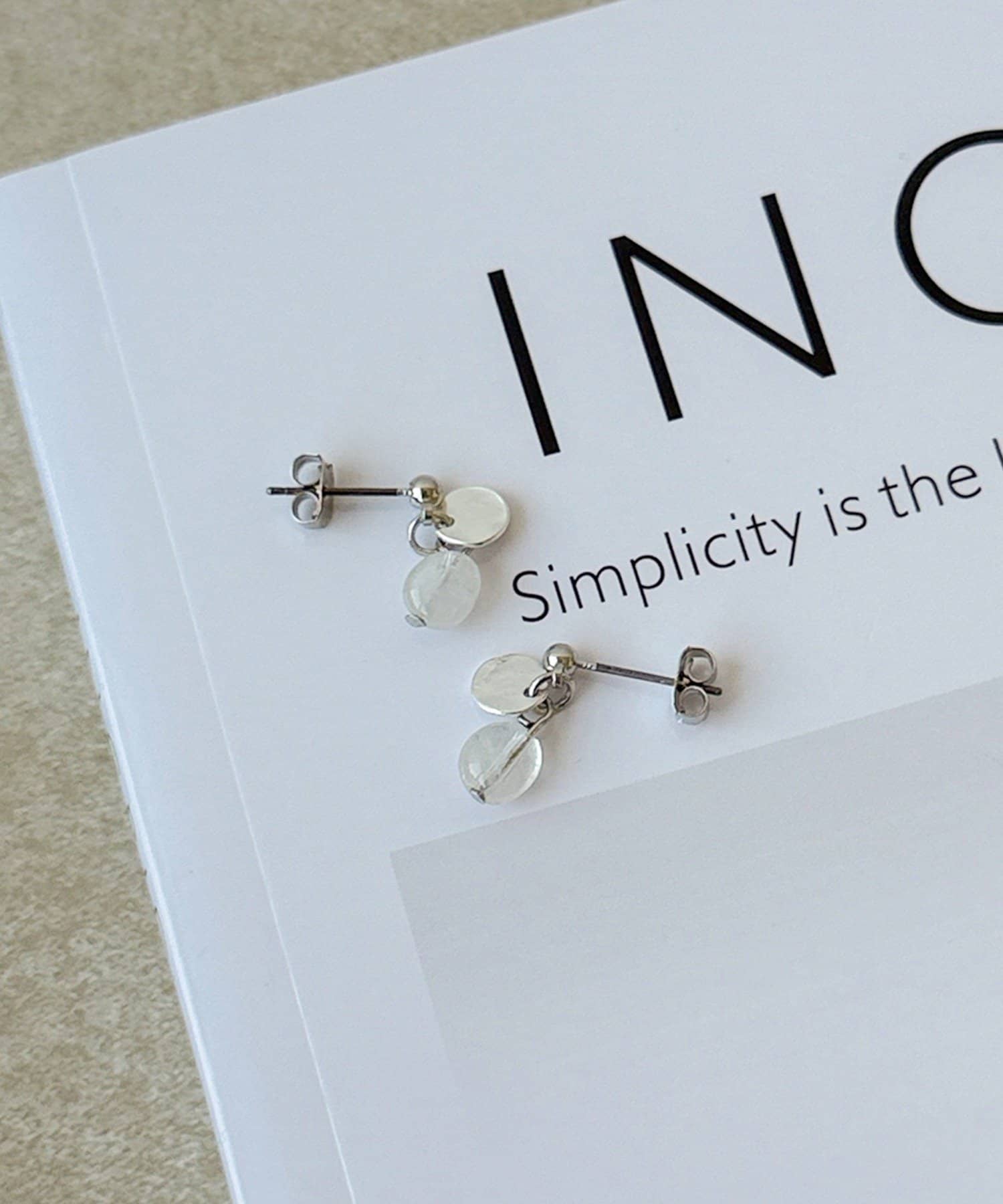 3COINS(スリーコインズ) マーブルストーンサガリピアス