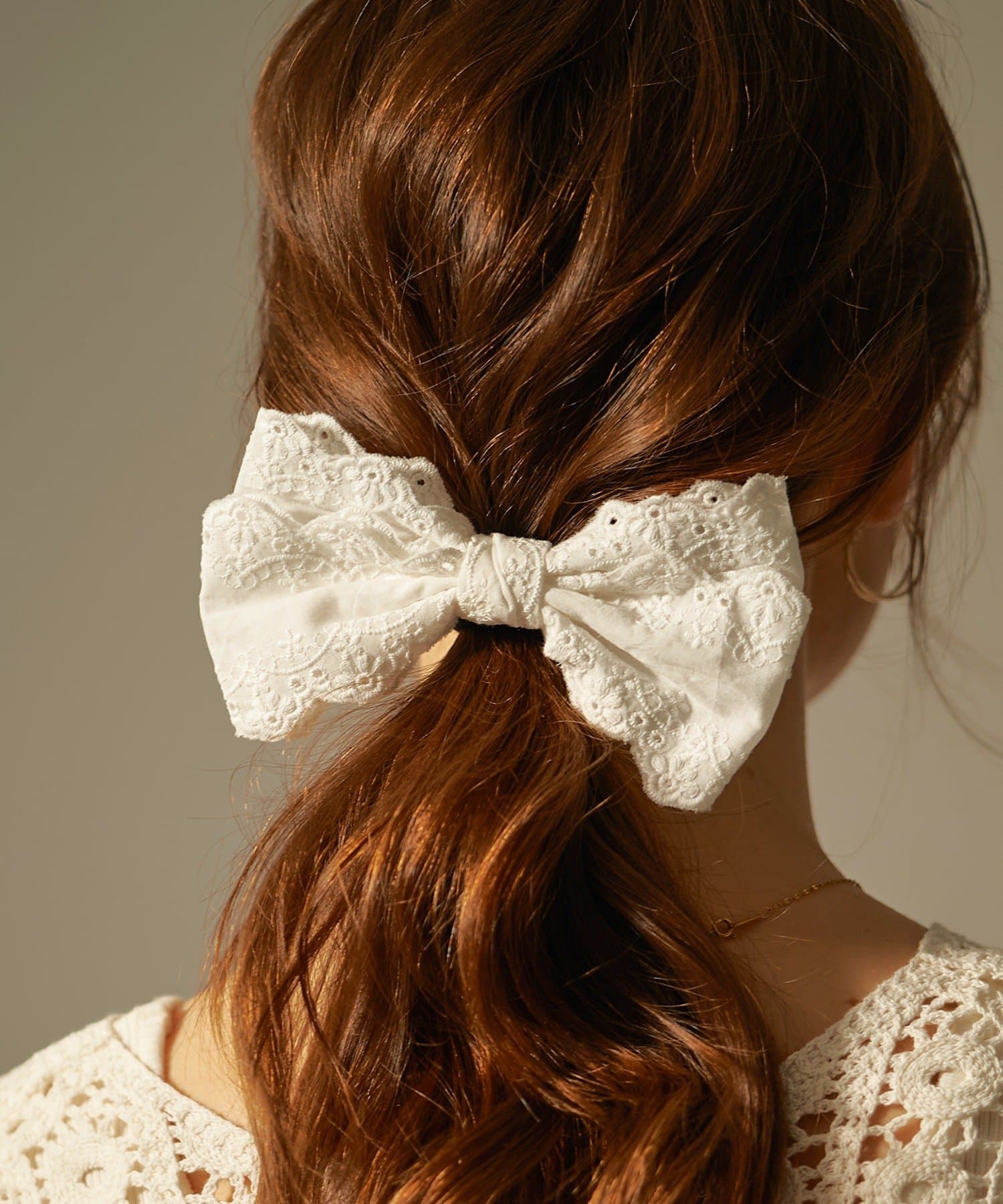 3COINS(スリーコインズ) コットンレースリボンポニー