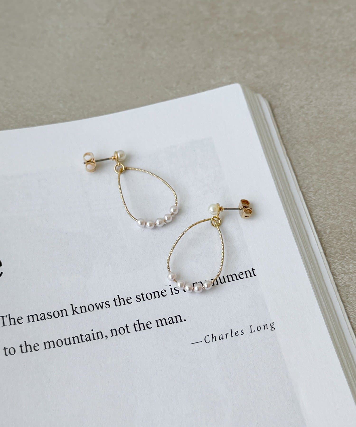 3COINS(スリーコインズ) メタルドロップパールピアス