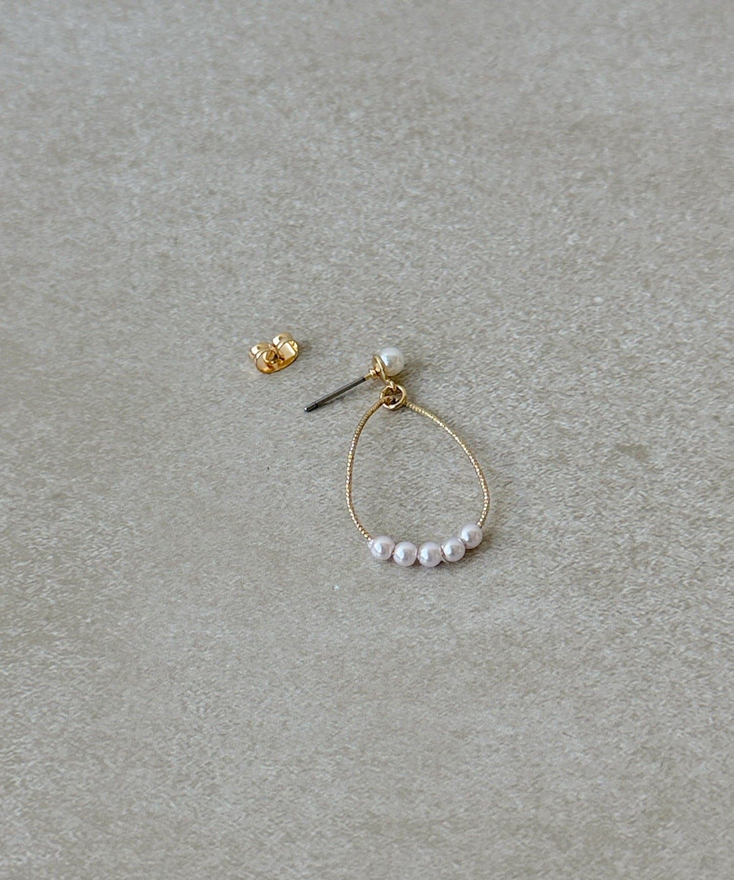 3COINS(スリーコインズ) メタルドロップパールピアス