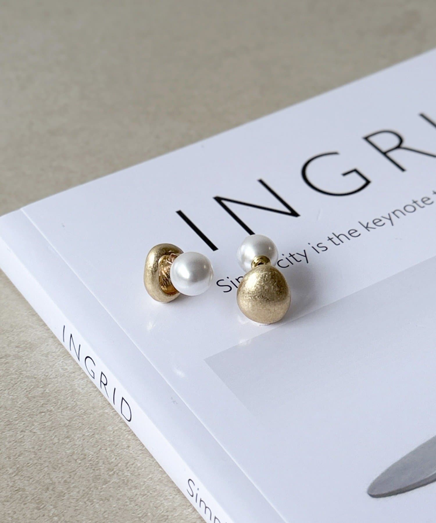 3COINS(スリーコインズ) マルチメタルパールピアス