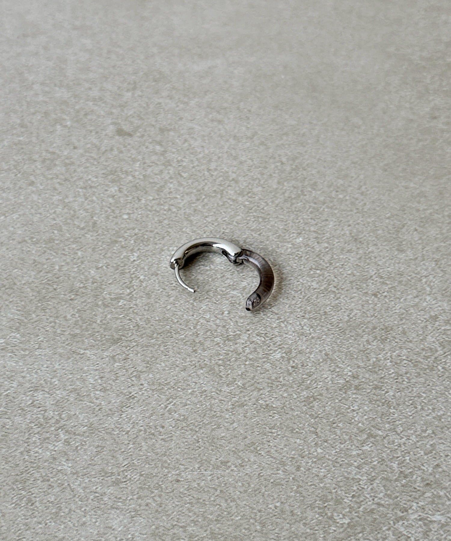 3COINS(スリーコインズ) メタルクリアワンタッチピアス