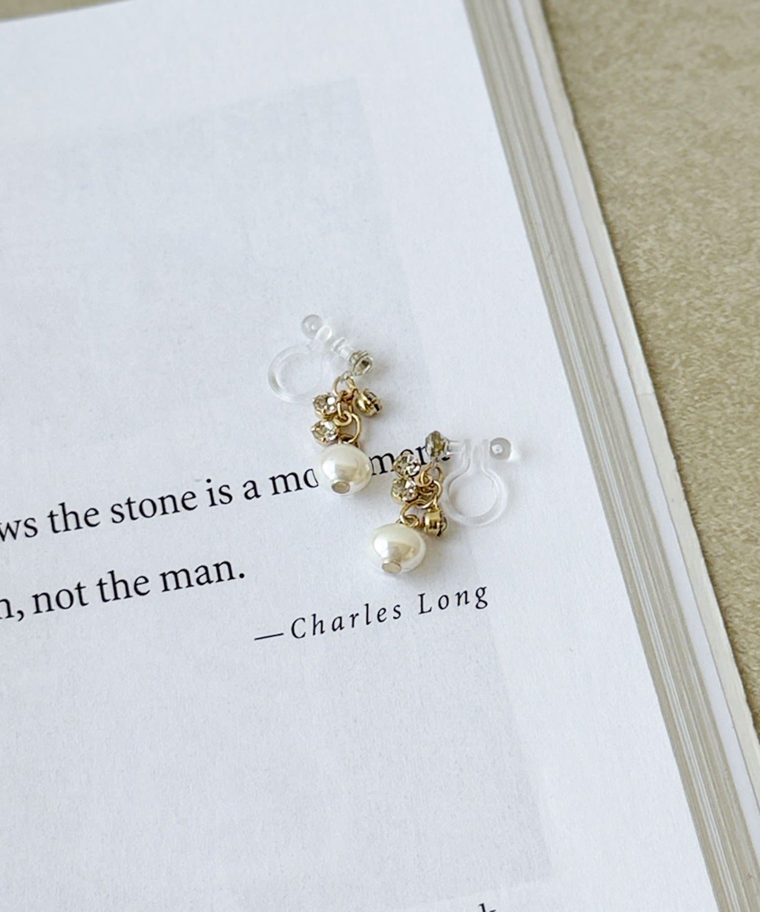 3COINS(スリーコインズ) じゃらじゃらパール樹脂イヤリング