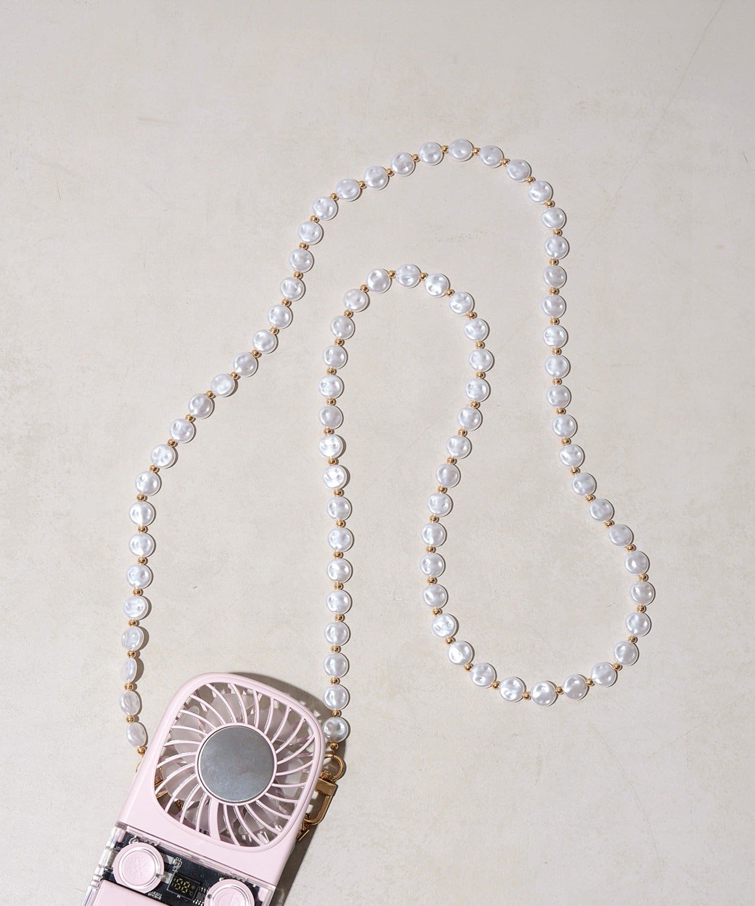 3COINS(スリーコインズ) 《WEB先行販売》ラウンドパールショルダーストラップ