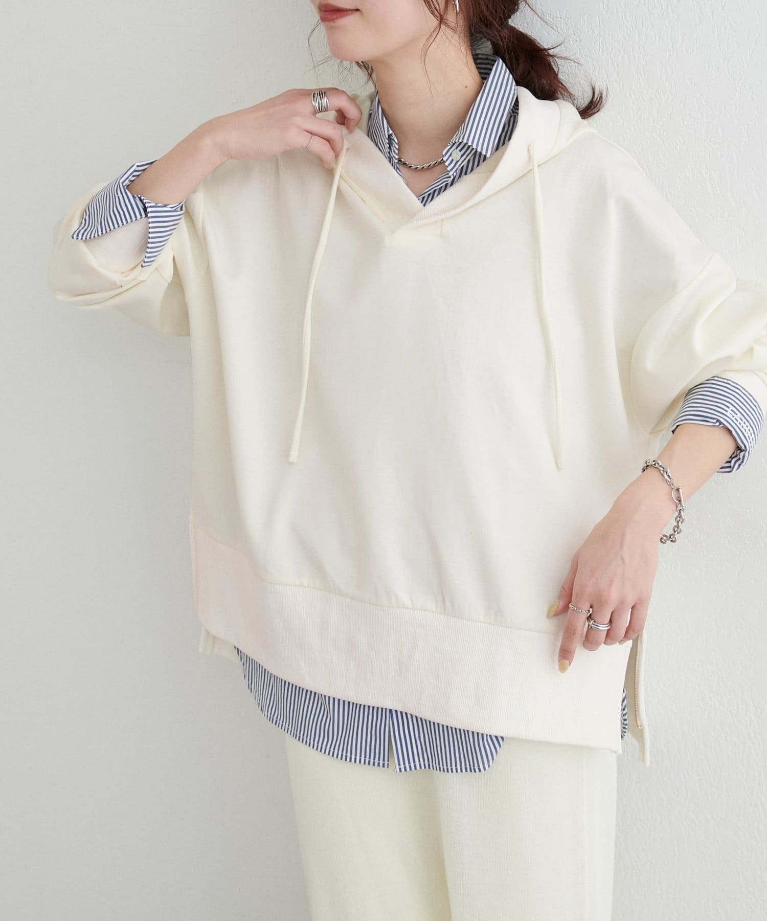 LARUTA(ラルータ) フード付スキッパーダンボールパーカー