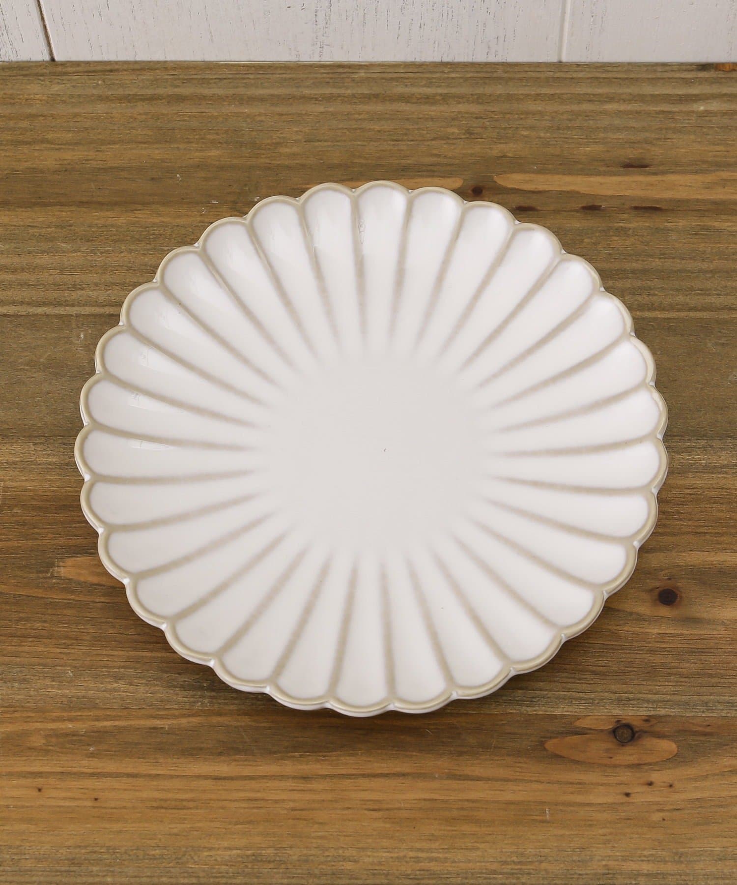 salut!(サリュ) 菊皿15cm