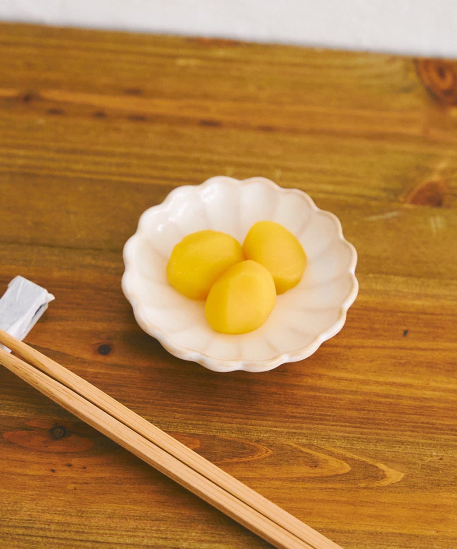 salut!(サリュ) 菊小皿9cm