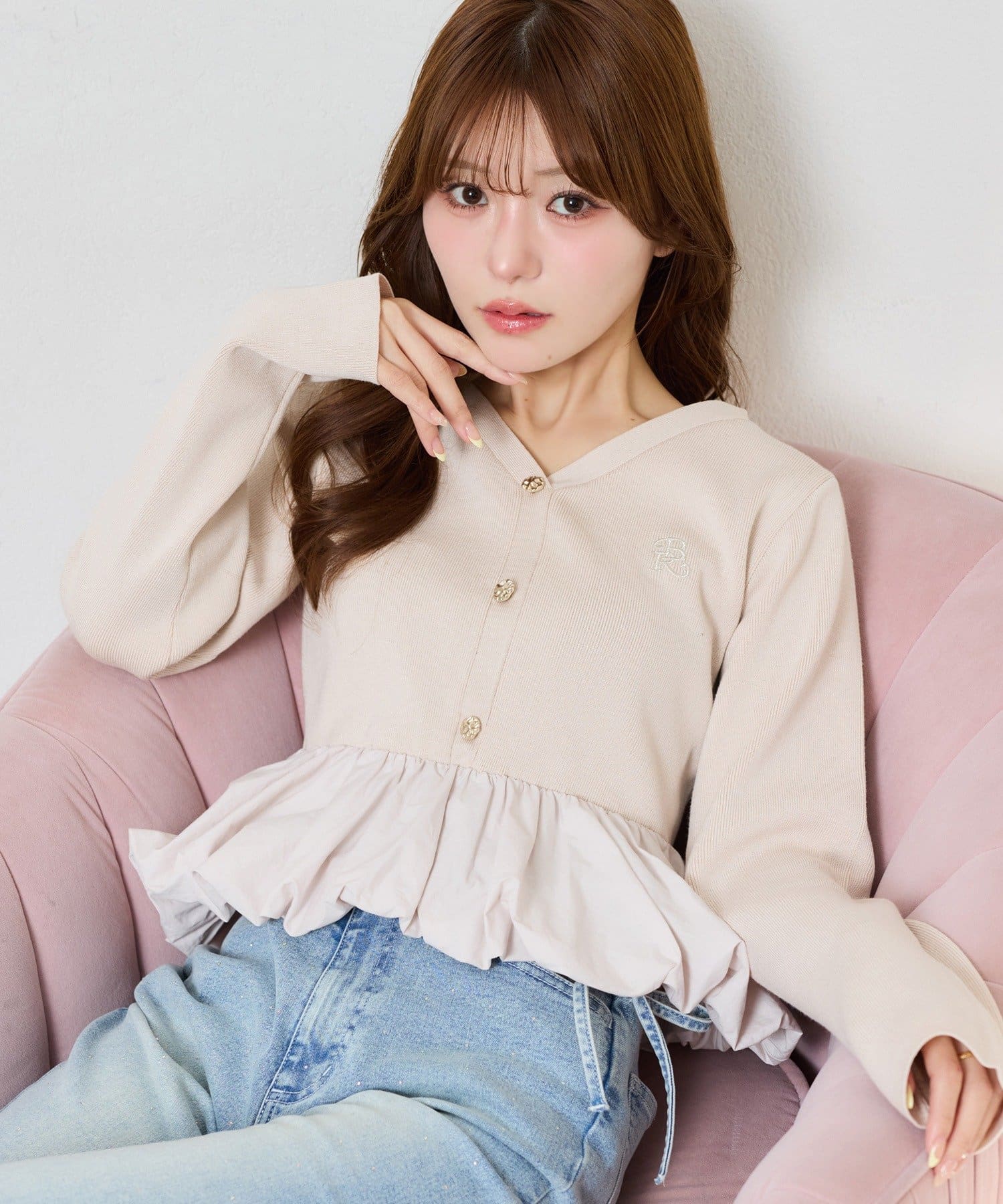 one after another NICE CLAUP(ワンアフターアナザー ナイスクラップ) ロゴ刺繡入りバルーントップス