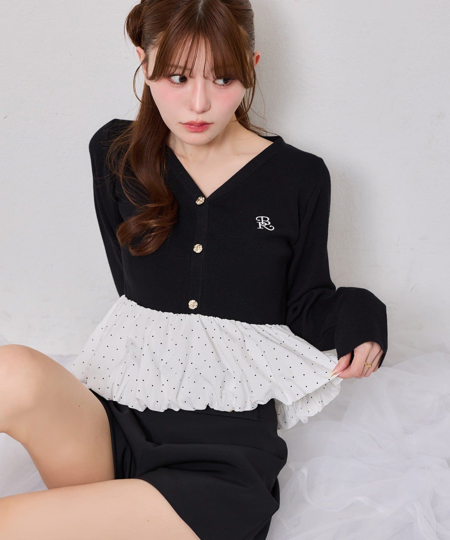 one after another NICE CLAUP(ワンアフターアナザー ナイスクラップ) ロゴ刺繡入りバルーントップス