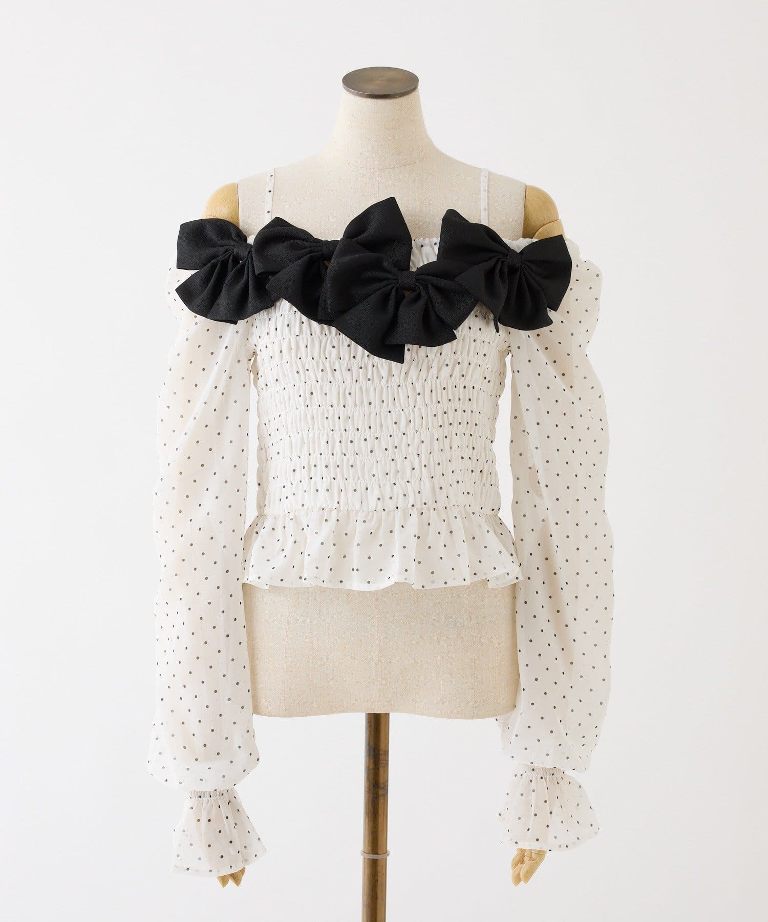 one after another NICE CLAUP(ワンアフターアナザー ナイスクラップ) シャーリングリボンブラウス