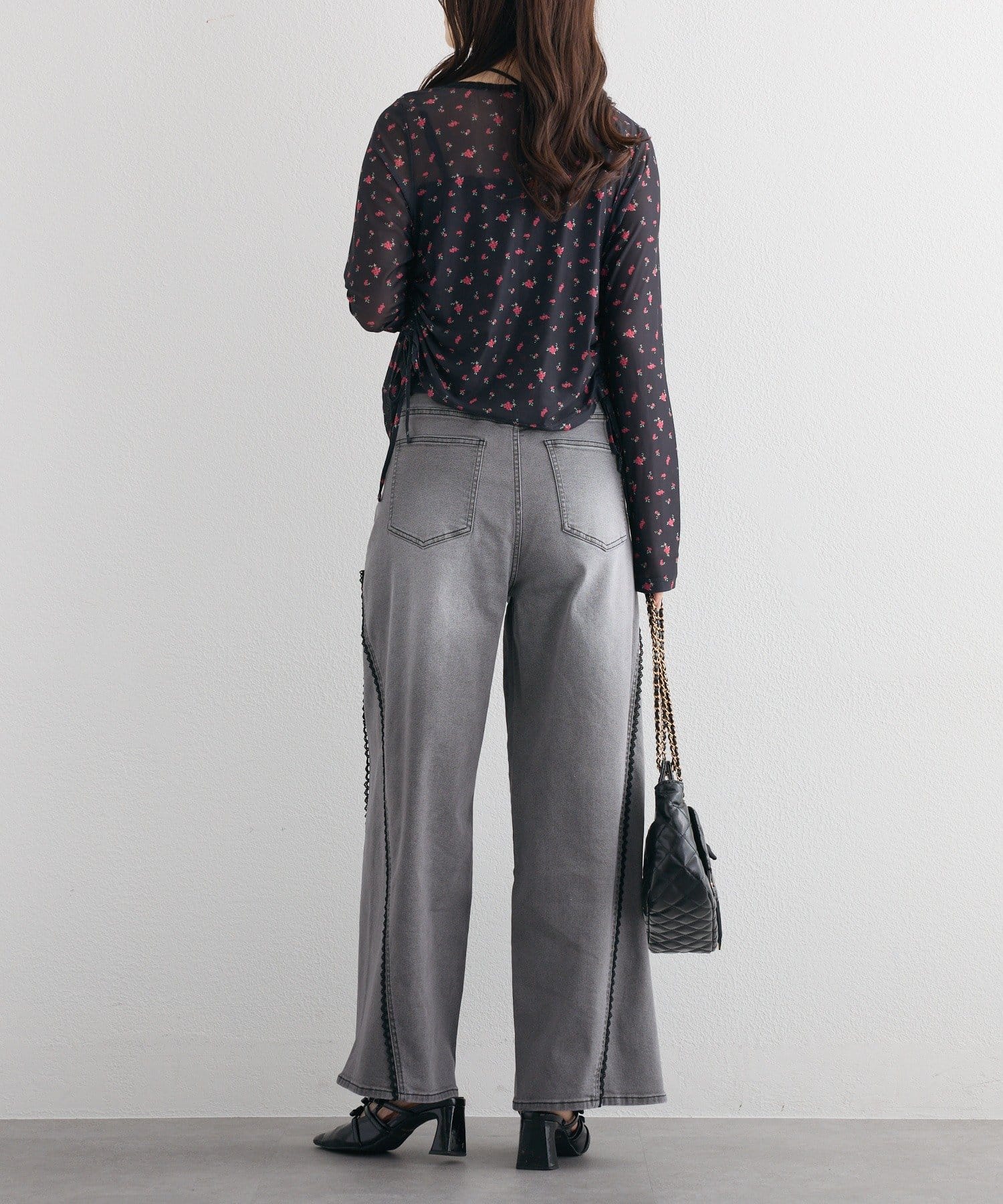 one after another NICE CLAUP(ワンアフターアナザー ナイスクラップ) ビスチェsetドロストカーディガン